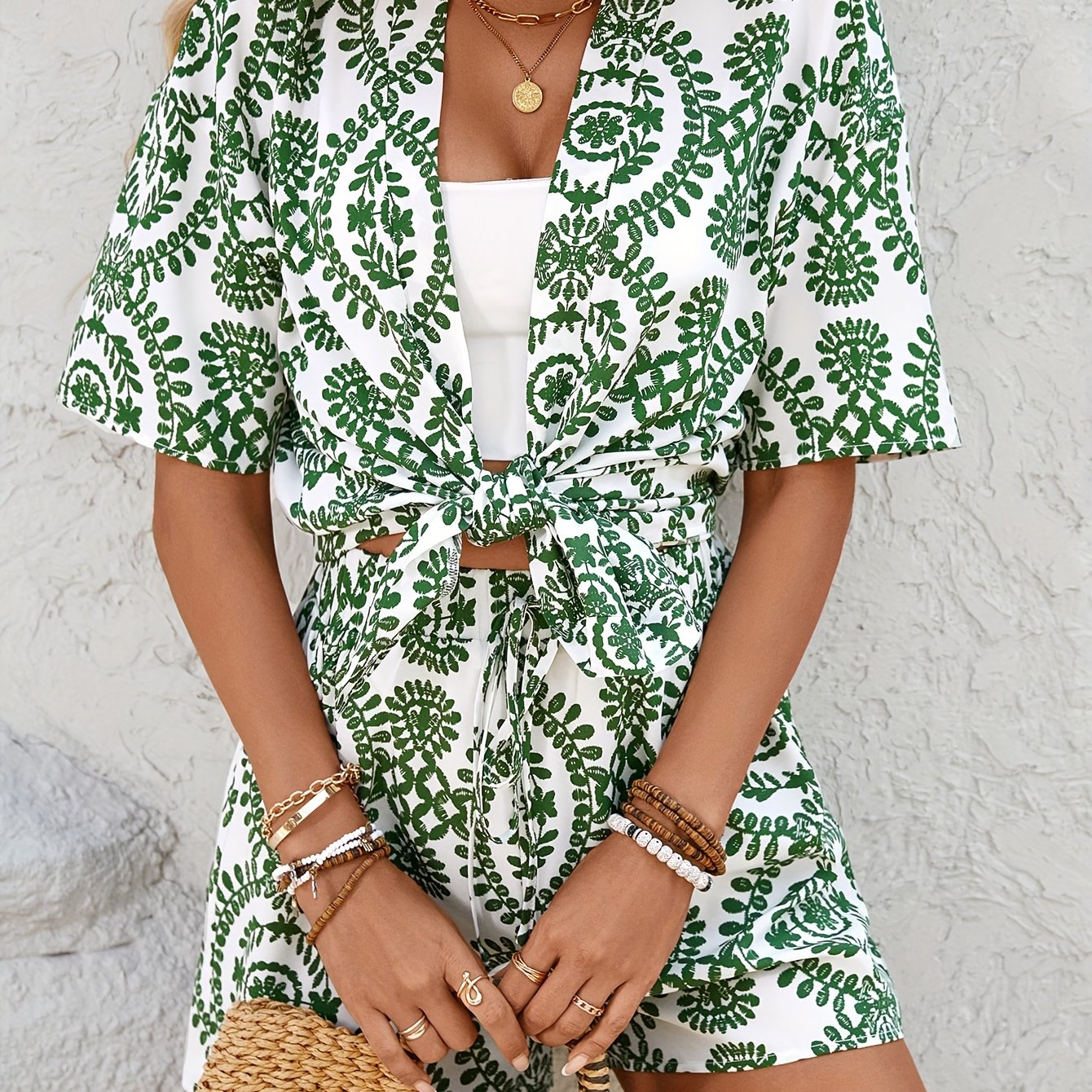 TEMU Random Print Random Trim Short Sleeve Cardigan Short Shorts Elegant Casual Set (suspender Not Included)