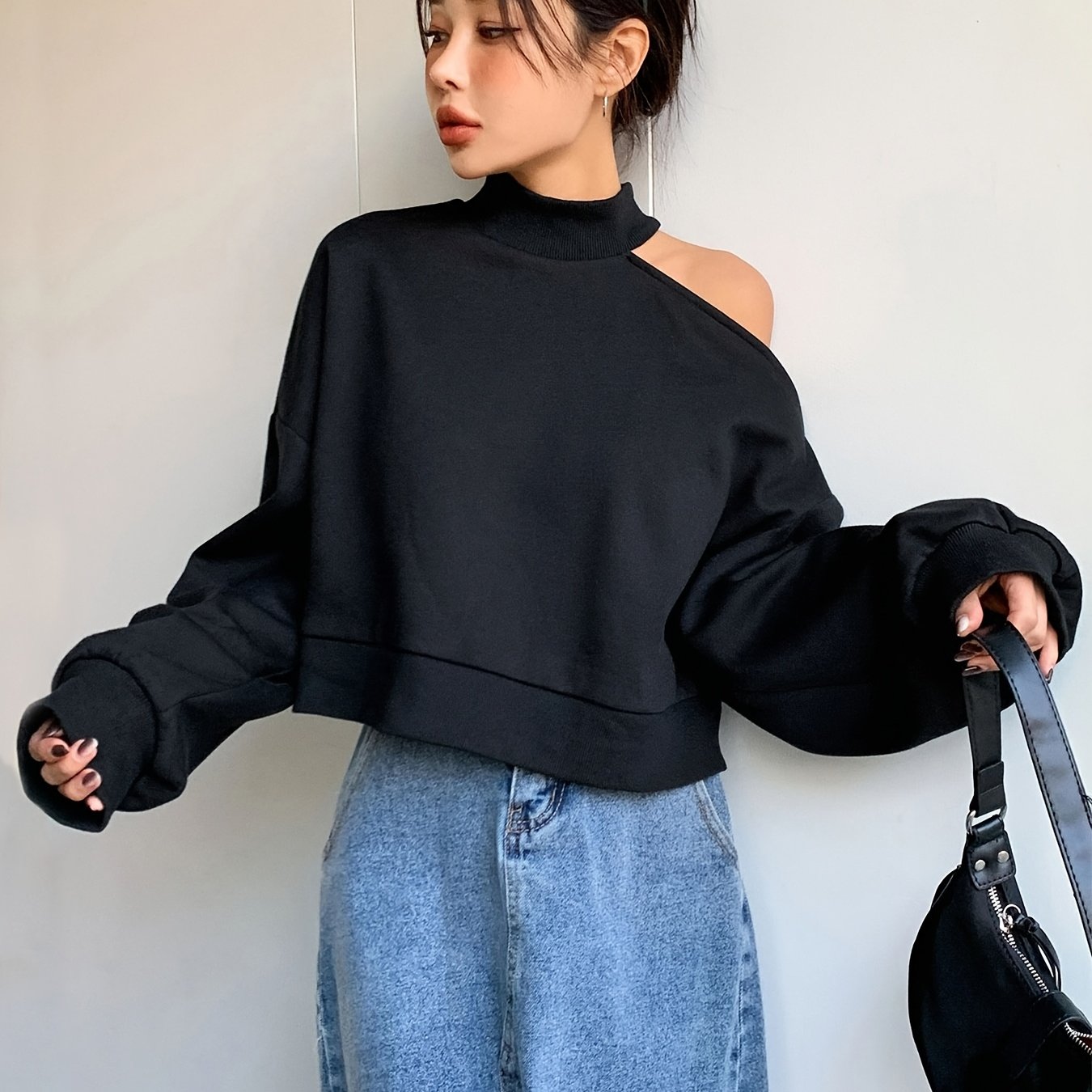 TEMU Faux-collar Low-shoulder Cropped Sweatshirt