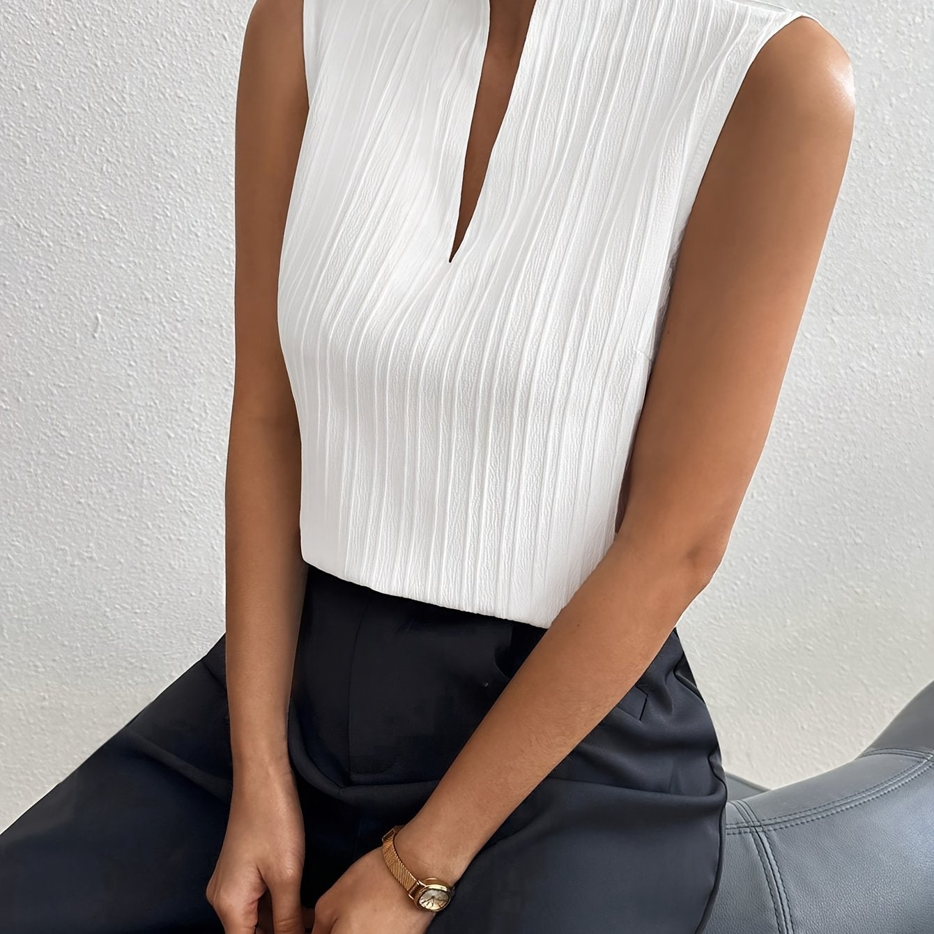 Textured High-neck Sleeveless Shirt, Solid Color Casual Women's Top, Suitable For Spring Summer Autumn Wear