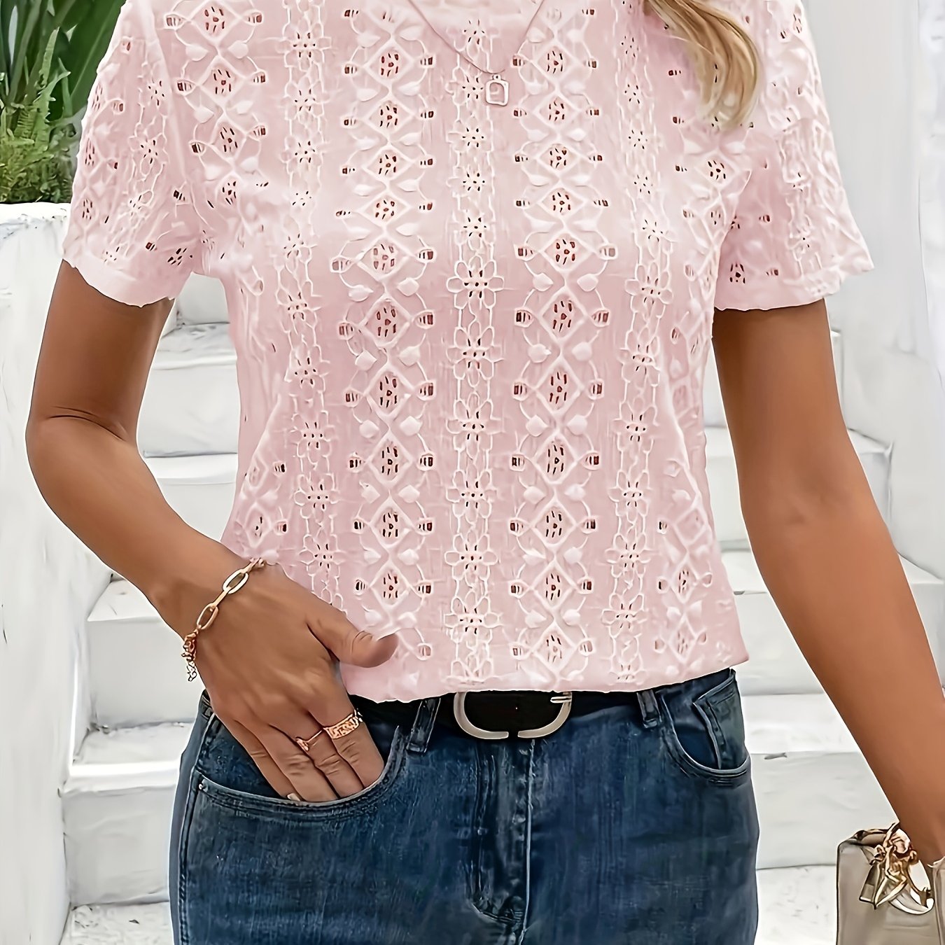 TEMU Women's Casual Short Sleeve T-shirt - Elegant Geometric Pattern, Round Neck, Light Pink, Perfect For Spring/summer/fall, Versatile For Casual