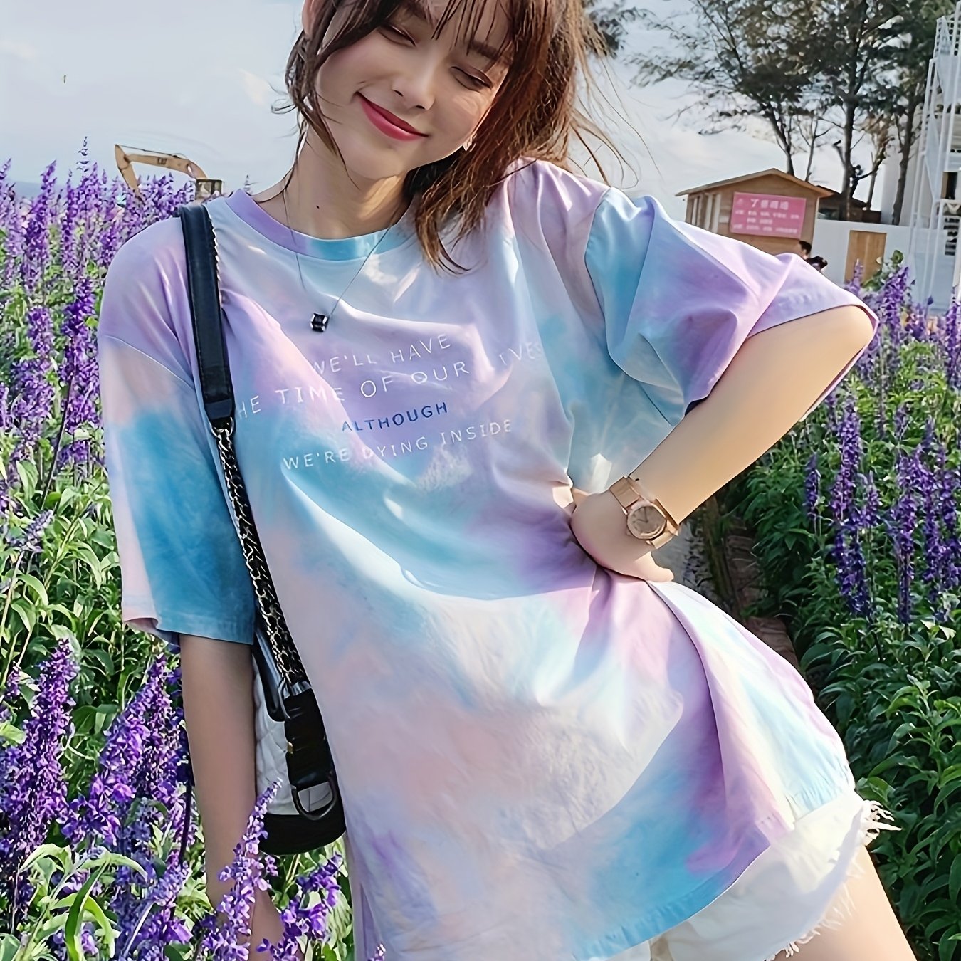 TEMU 여성용 플러스 사이즈 루즈핏 캐주얼 티셔츠 - 파스텔 타이다이 레터링 프린트 라운드넥 반팔, 통기성 중간 스트레치 원단, 봄 여름 가을용 긴 소매, 세탁기 사용 가능, 트렌디 그래픽 티, 풀오버 스타일 탑, 매일 입기 좋은 옷, 부드러운 재질, 오버사이즈