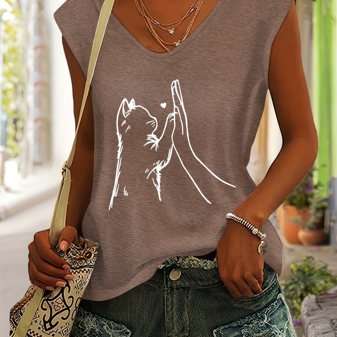 TEMU Women's Spring/summer Top With " With Cat" Print, Daily Versatile Simple Comfortable Fashion Casual Color V-neck Short Sleeve T-shirt