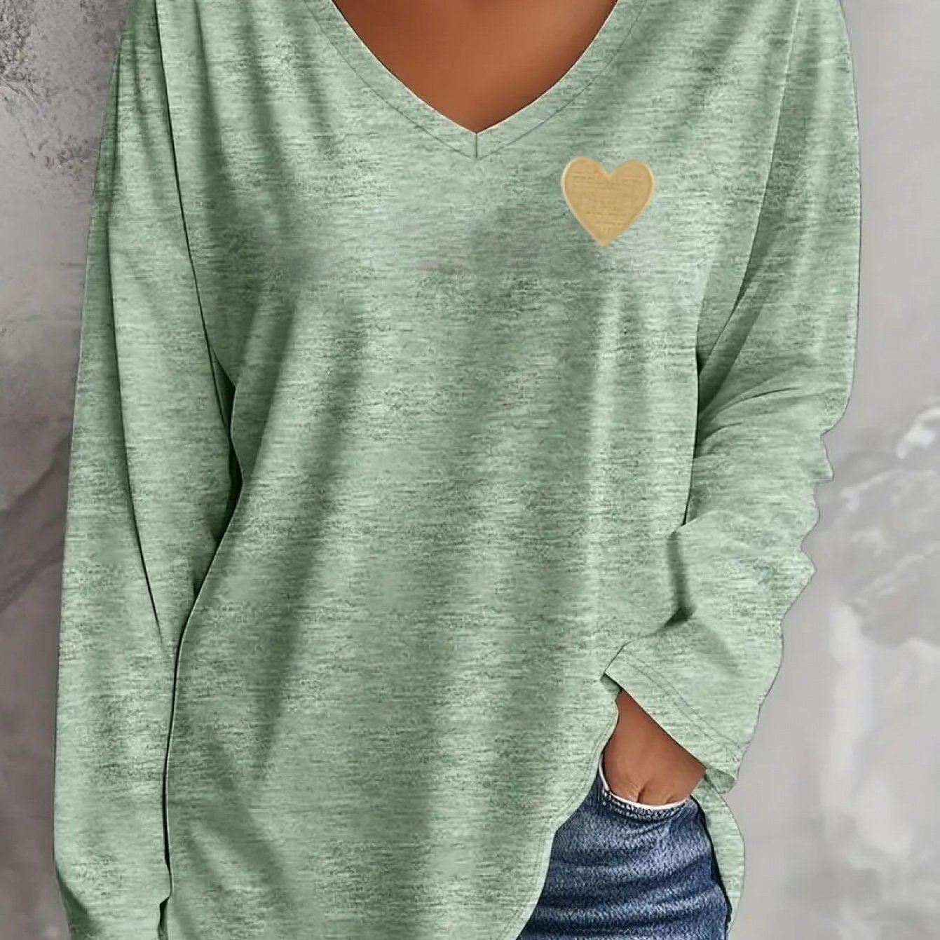 TEMU And Summer -size Women's Casual V-neck Long-sleeve T-shirt With Heart Pattern Print, Suitable For Home, Outdoor Activities, And Travel.