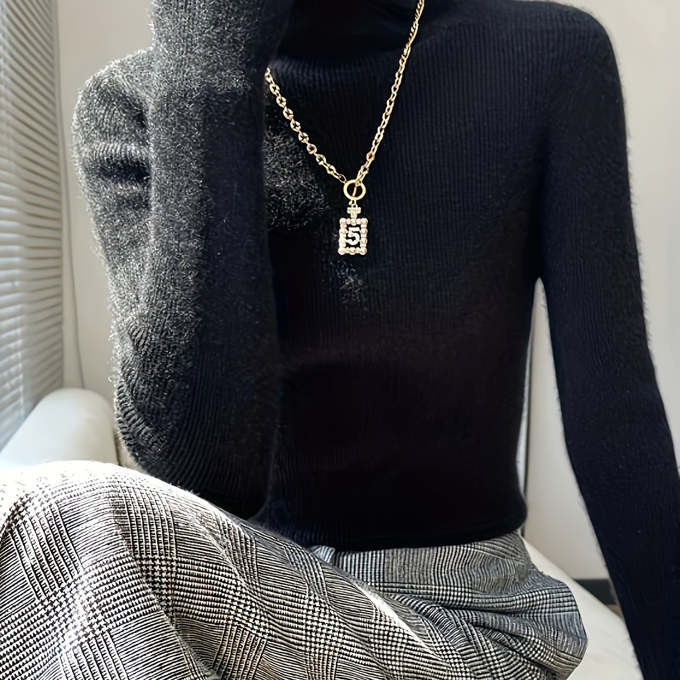 Women's Elegant High Neck Long Sleeve Sweater - Slim Fit Solid Color Winter Warm Pullover, Cozy Office & Casual Wear, Machine Washable Fall/winter Sweaters Suitable For Fall/winter
