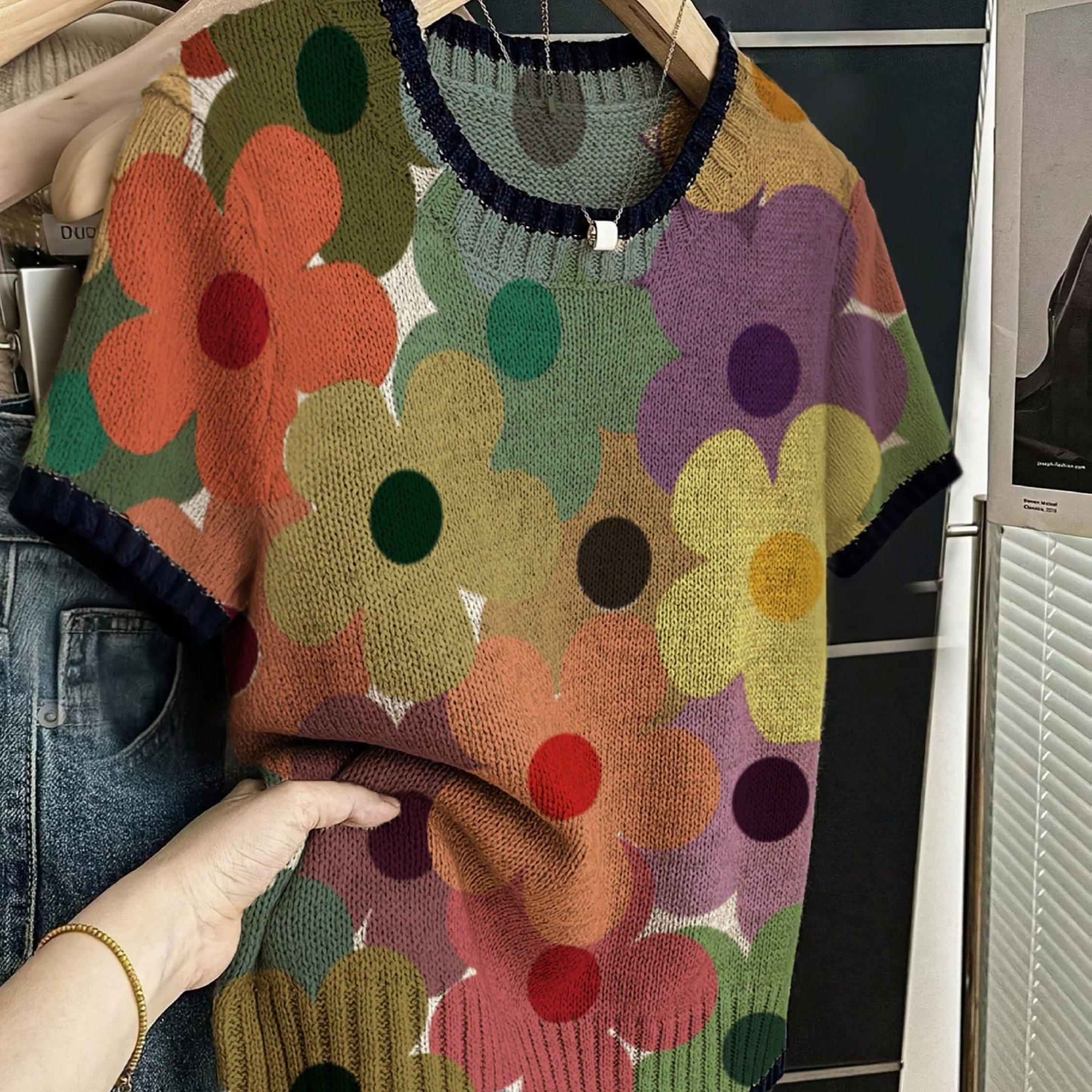 TEMU Pull à manches courtes pour femmes, imprimé floral coloré rétro, automne-hiver toutes , haut décontracté à manches courtes avec bordure
