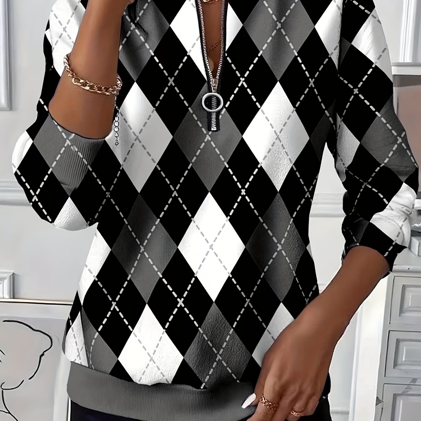 TEMU Plus Size - Women's Geometric Print Full-zip Hooded Sweatshirt | Long Sleeve, Winter Warm, Casual Elegant Pullover With V-neck, Zipper Detail,
