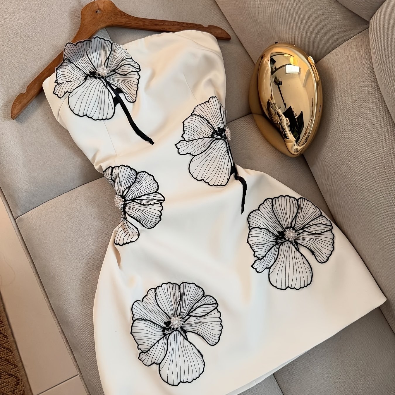 TEMU Autumn Winter New Style, 3d Floral, Temperament Bodycon Bustier, With Removable Invisible Straps, Dress Women [nian Nian]