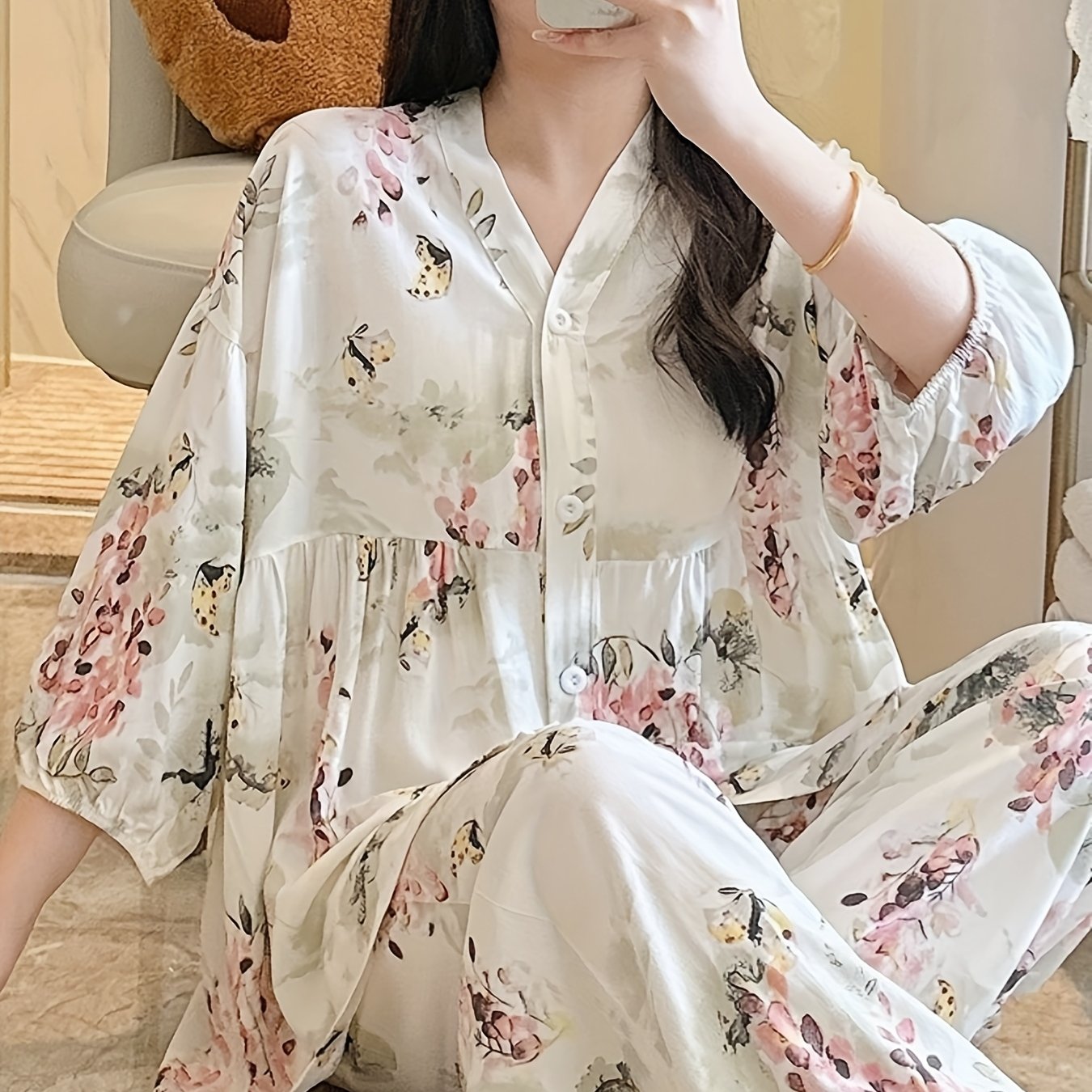 E-shop Elegante Damen Pyjama mit Blumenmuster, 3/4 Ärmel, , 7/8 Hose, leichte Sommer Klimaanlagen Anzug, Frühlings- und Herbst-Strickjacke, Set