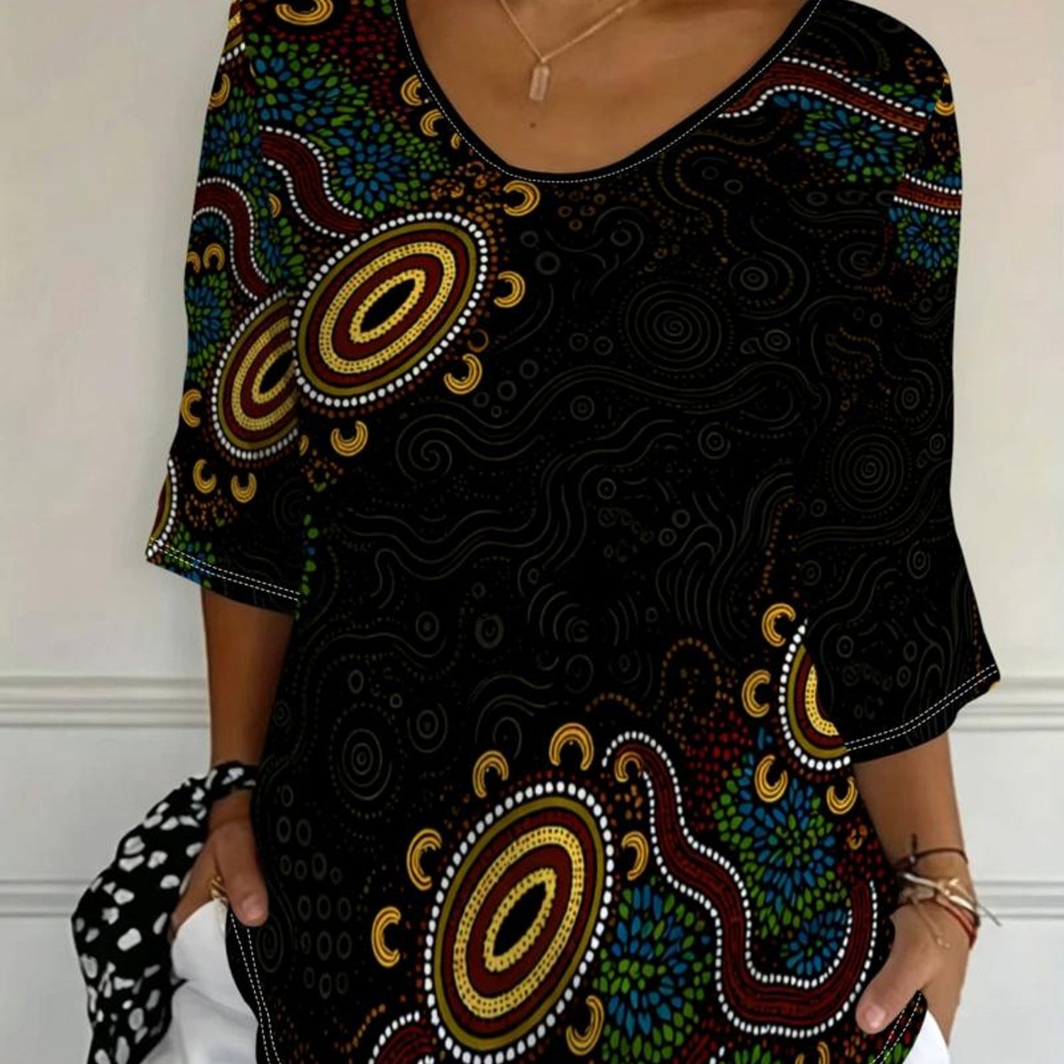 TEMU Plus Size Women's Top, Local Art Pattern, Fabric, Mixed Colors, Multi-sizes Available, Vibrant Cultural Design, Casual Daily/party Wear,
