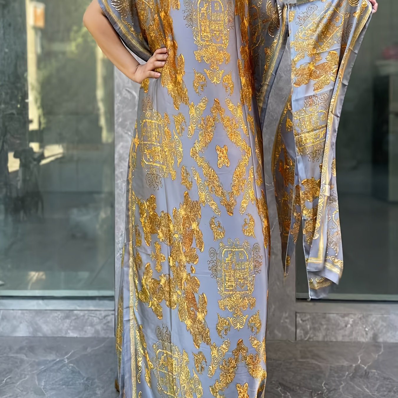E-shop Plus Size - Plus Size - Plus Size Blumenmuster Longline Kleid, Elegantes Kurzarm-Kleid mit Rundhalsausschnitt und Schal für Frühling & Sommer,