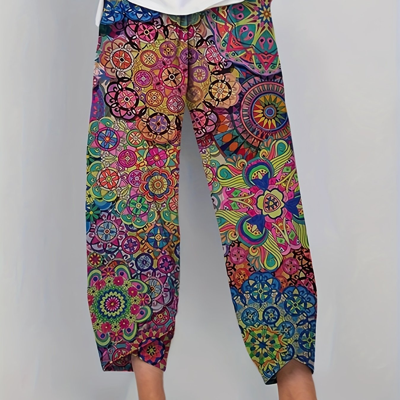 TEMU [printed Design - Not Texture] Women's Mandala Art Pattern Capri Pants, Colorful Ethnic With Elastic Waist And Pockets, Vacation Casual Bottoms,