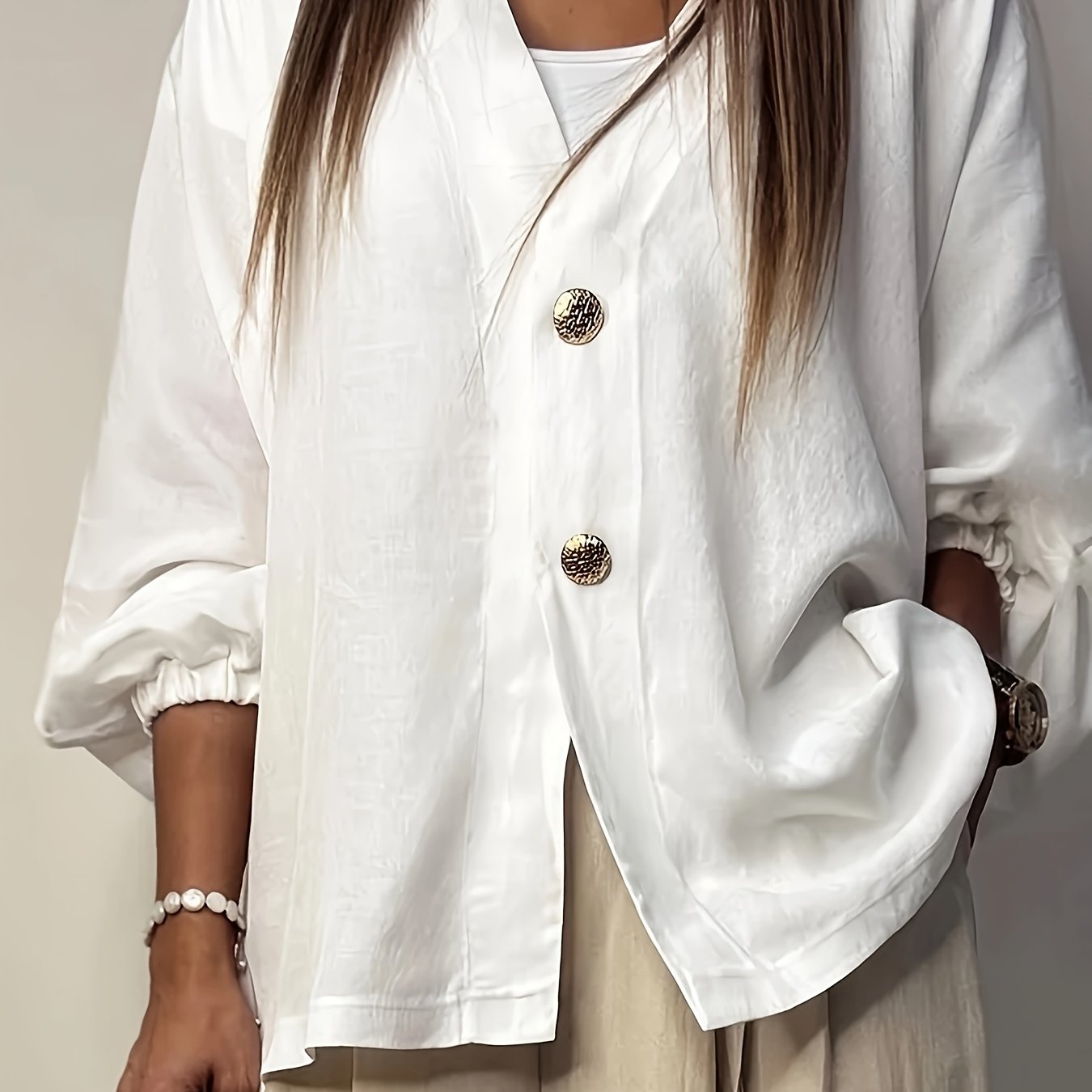 E-shop 2026 Frühjahr/Herbst Neue Damen Metallknopf Langarmhemd, Elegante Oberbekleidung, Pendeln, Dating, Einfache Lockere Langarmbluse