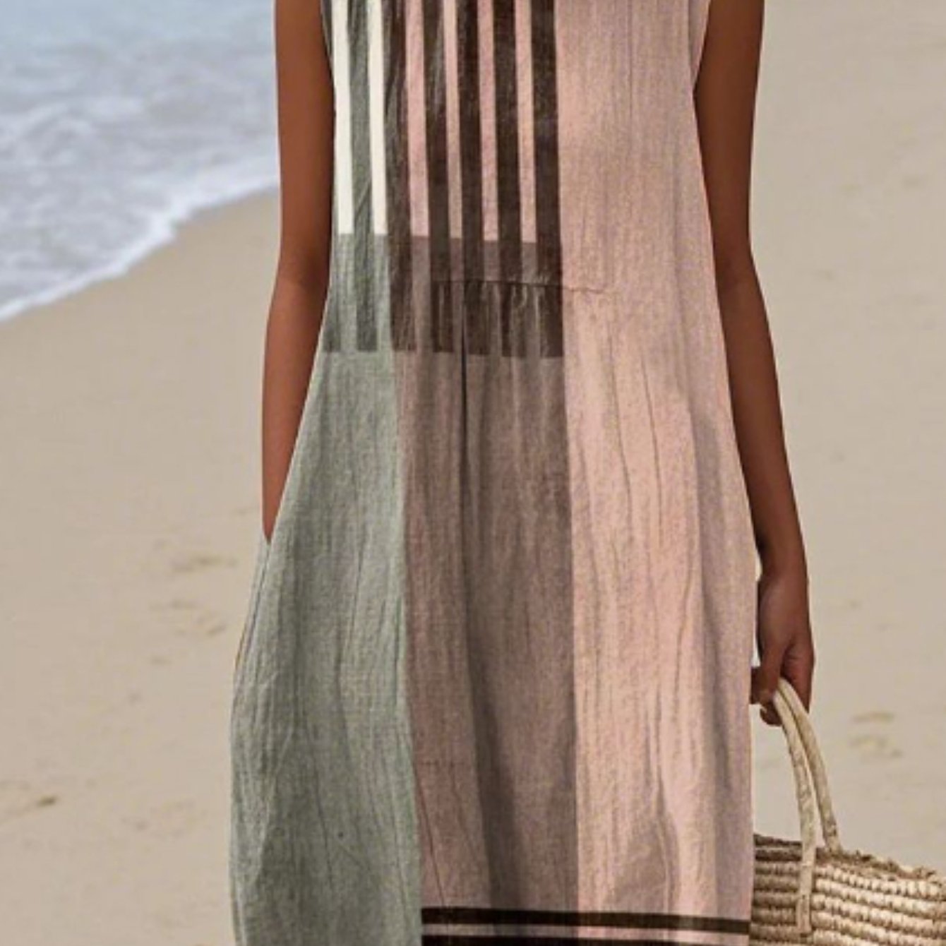 Image of Plus Size - Plus Size - Plus Size Women Sleeveless Tank Dress, Color Block Stripe Print Midi Dress, Casual Minimalist Style, Perfect For Beach Vacation Daily Wear