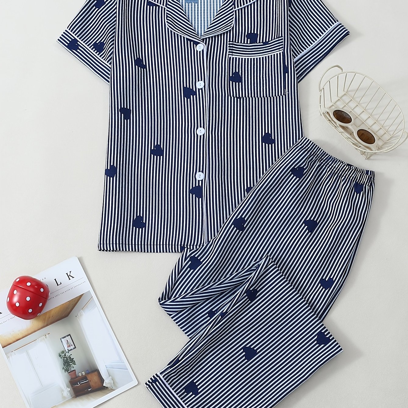 TEMU Conjunto de pijama casual de solapa para mujer de /verano con estampado de corazones a rayas, superior abotonada con ribete y pantalones con