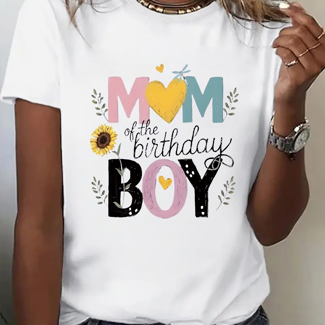 TEMU A Fun Printed Short-sleeve Top Featuring Simple "mom" Lettering And A Illustration. A Women's Fashionable Casual Short-sleeve T-shirt With A