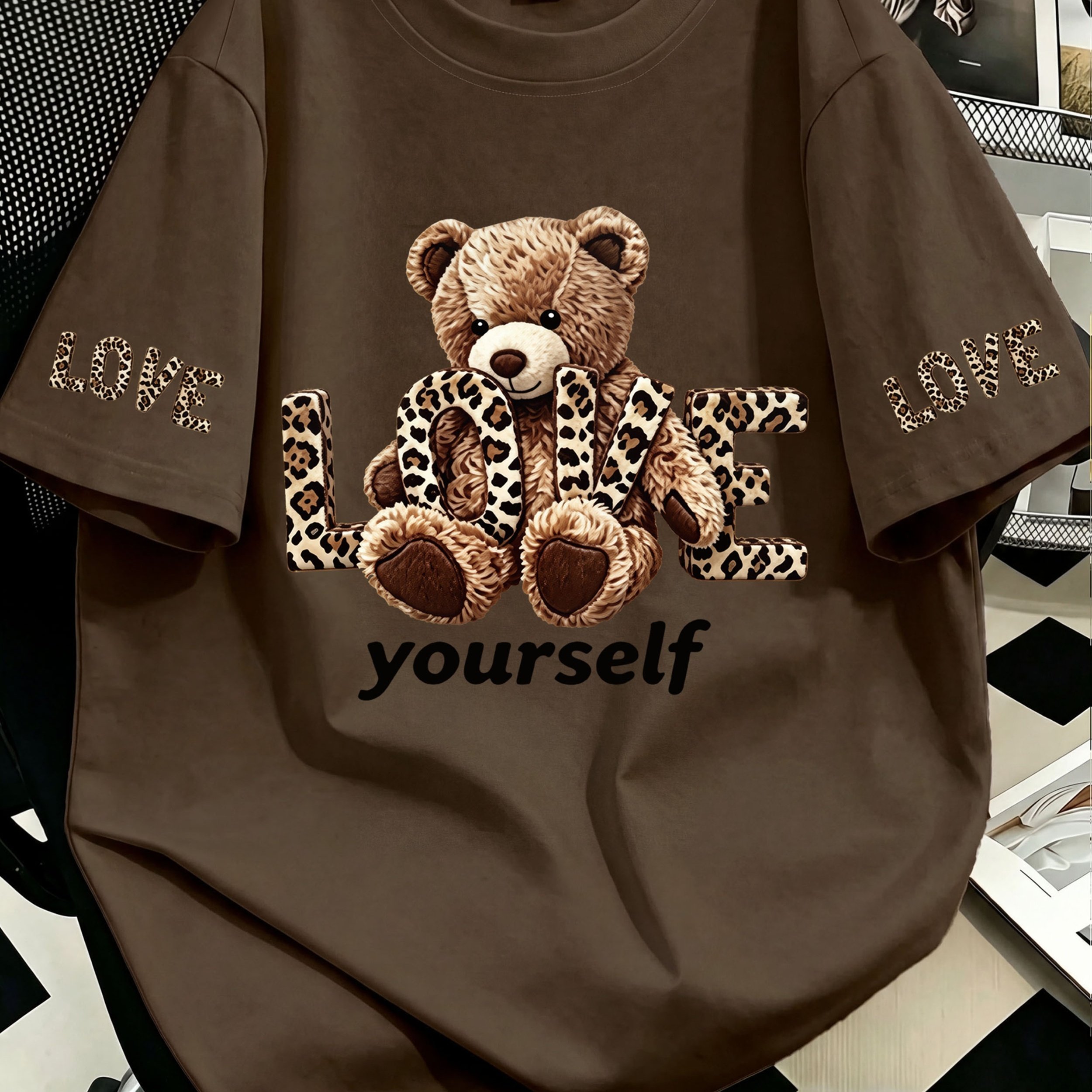 TEMU Dames Plus Size LOVE Luipaardprint Beerpatroon Top, Geschikt voor Zomer vakantie, Nieuwjaar, Valentijnsdag, Moederdag, en andere gelegenheden.