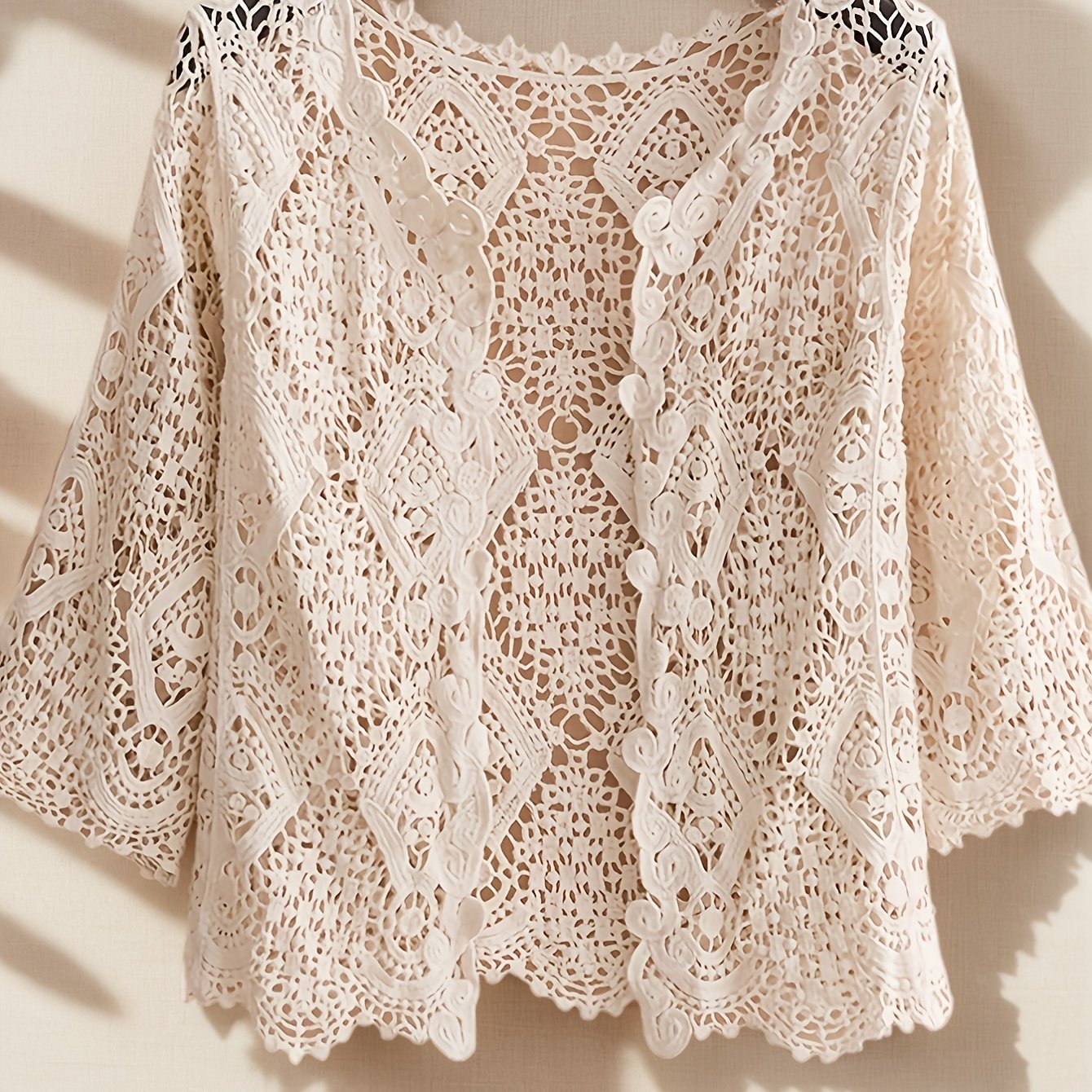 E-shop Bohemian Casual Ethno-Stil Fünf-Punkt-Ärmel Lochmuster Strickjacke