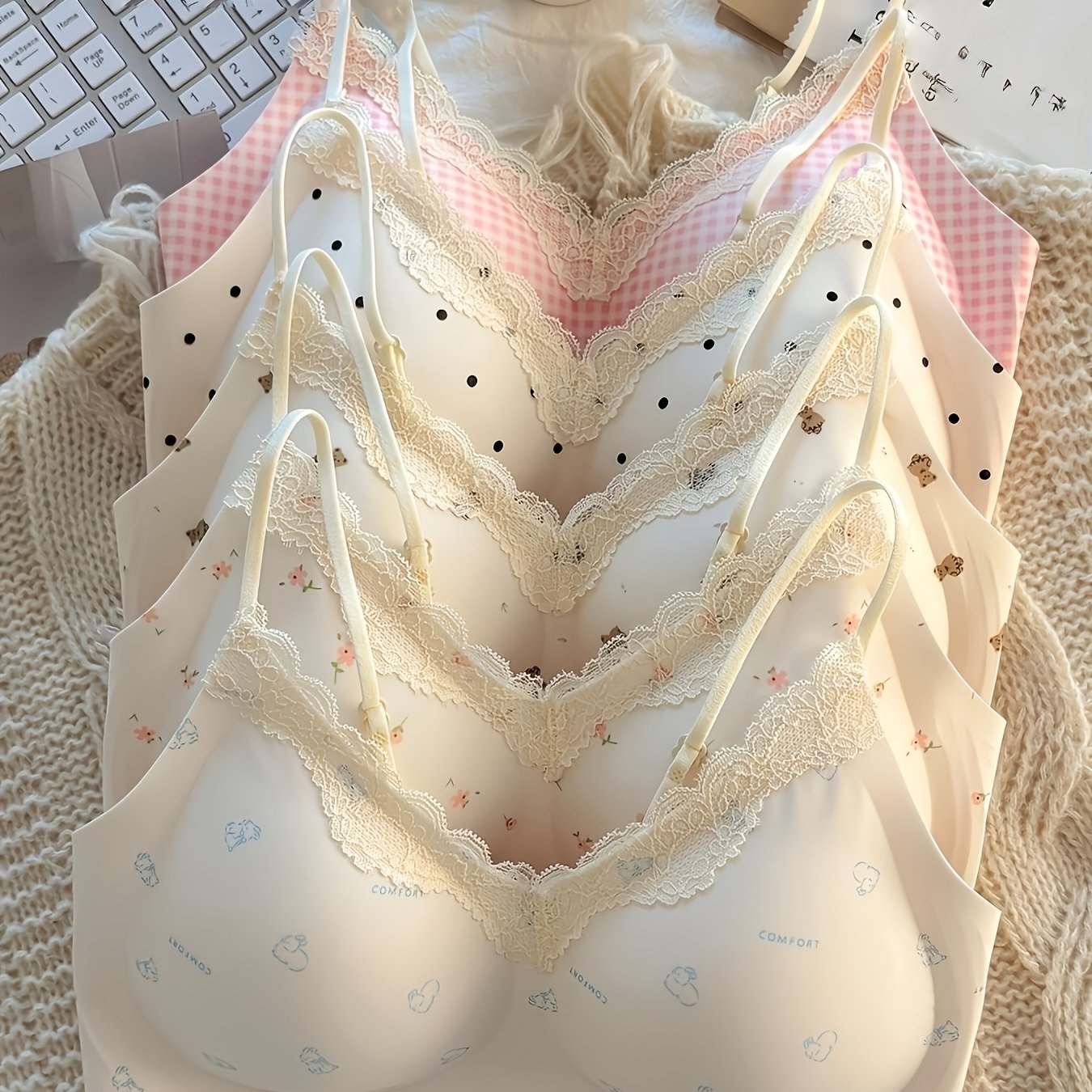 Image of 5pcs Set Cute Lace Seamless Bra Small Chest Gathering And Lifting Prevents Auxiliary Breast Sagging No Steel Ring Universal Thin Bra