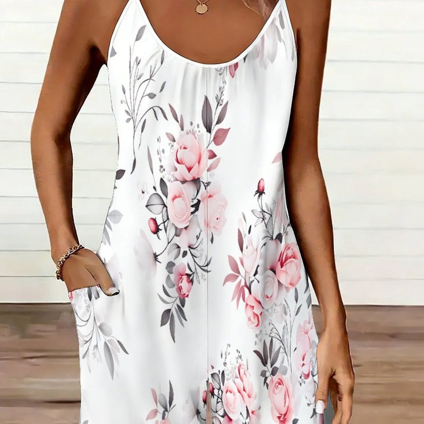 Image of Plus Size - Summer Plus Size Women's Cami Jumpsuit With Classic Fashionable Printed Pattern And Three-dimensional Tailoring. Ideal For Daily Leisure At Home, Commuting, Shopping, Parties, And Camping