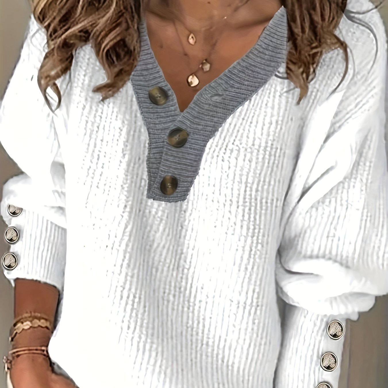 Women's Casual V-neck Button-decorated Pullover