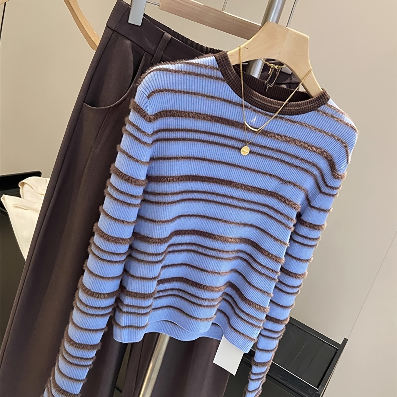 TEMU Pull élégant à rayures pour femme - Pull à manches longues, coupe ajustée, color block, extensibilité moyenne, et chaud, rayures bleues et