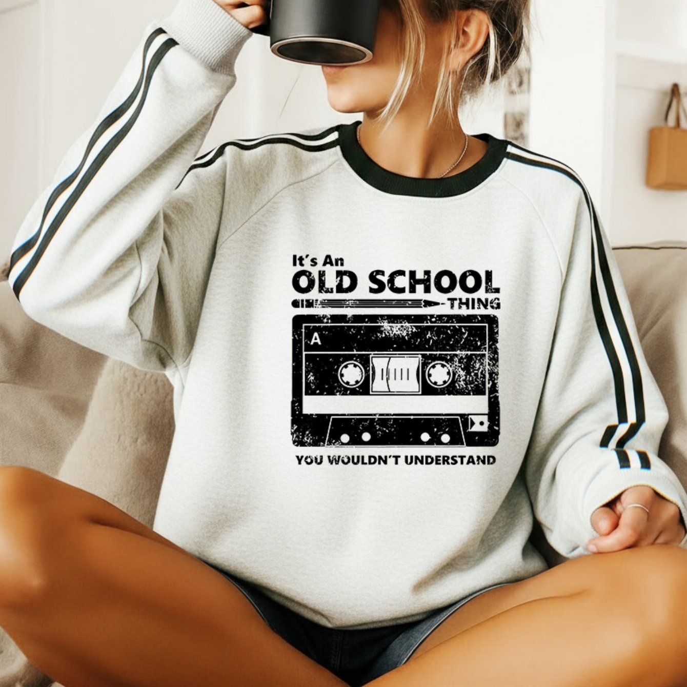 E-shop Herbst/Winter Kollektion Damen Casual Sweatshirt + Vintage Kassettendruck, Lockerer Schnitt, Rundhalsausschnitt, Weiß-Grau