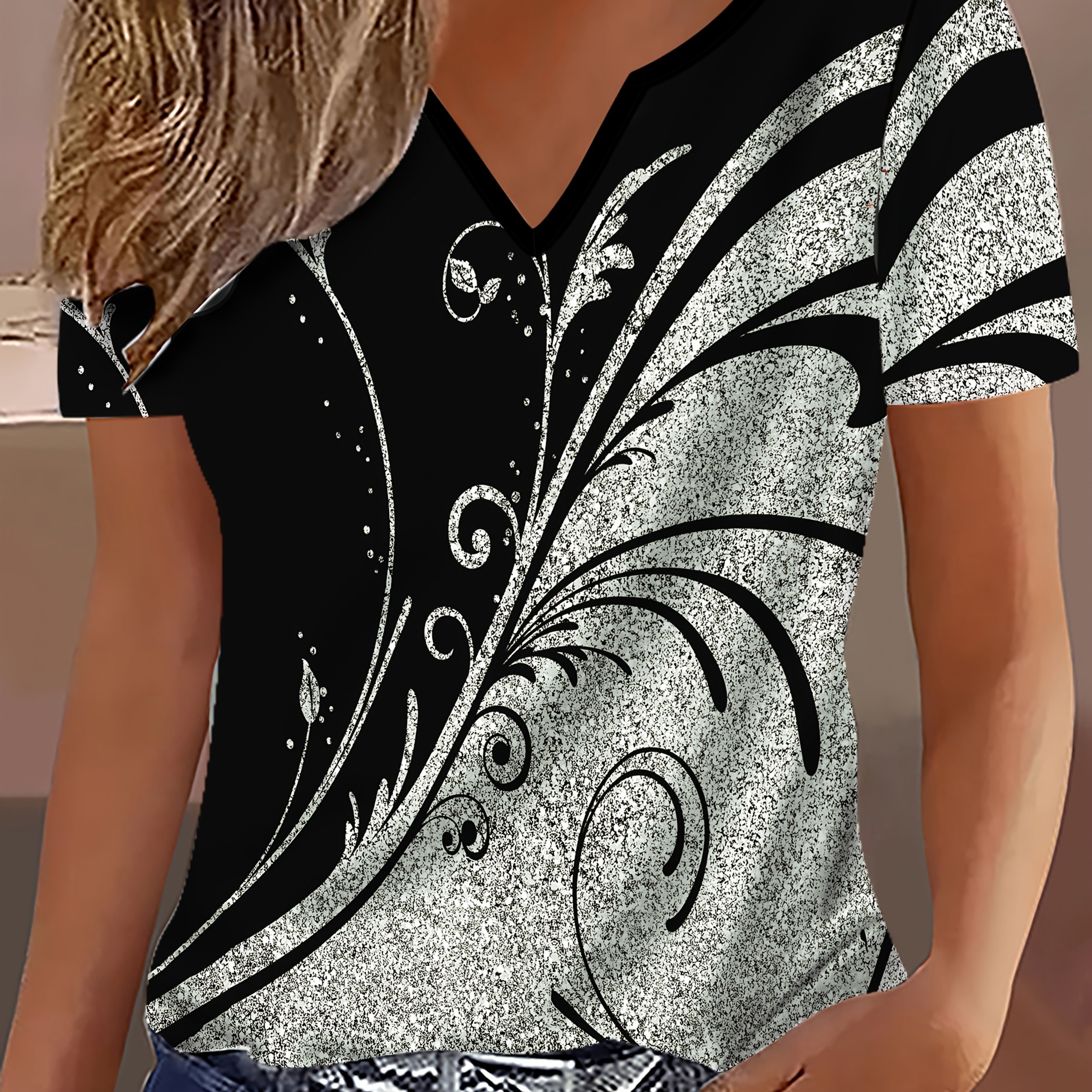 Image of Elegant Women's V-neck Short-sleeve Printed T-shirt In Silver-gray With Stylish Botanical Prints