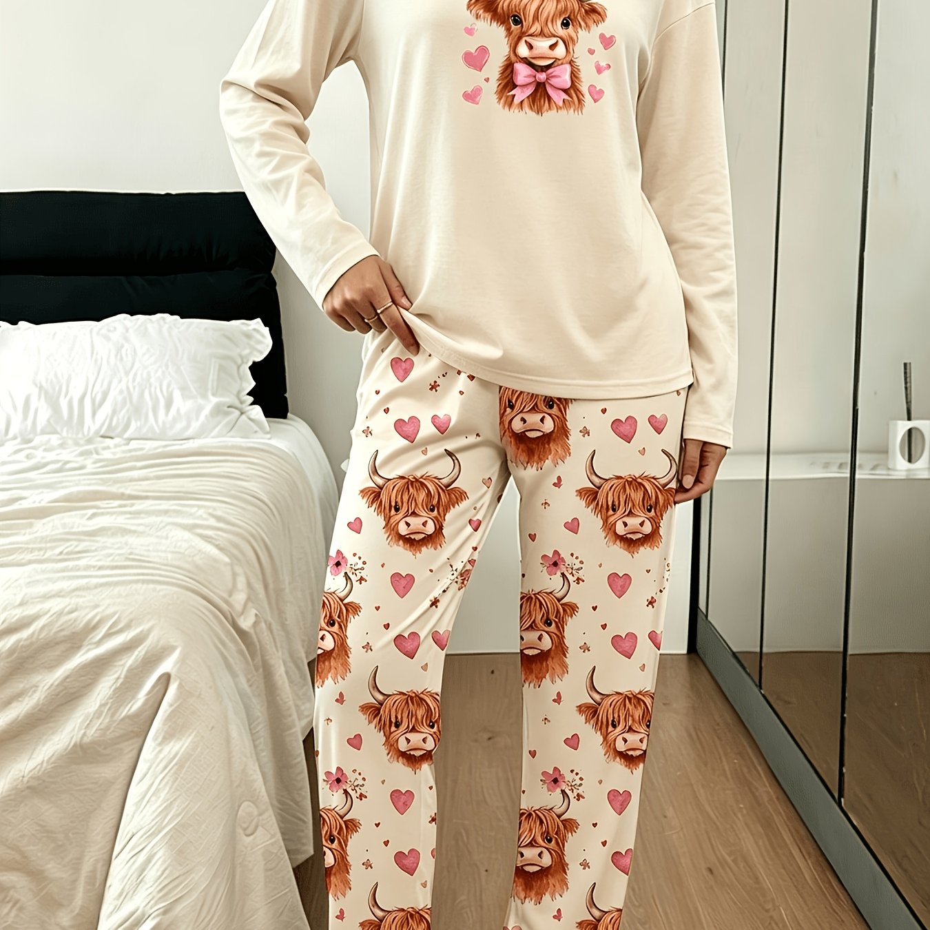TEMU Autumn Winter Women's Long Sleeve Pajama 2pcs Set Cute Bow High-top Cow Heart Floral Print Wear Worn Outside