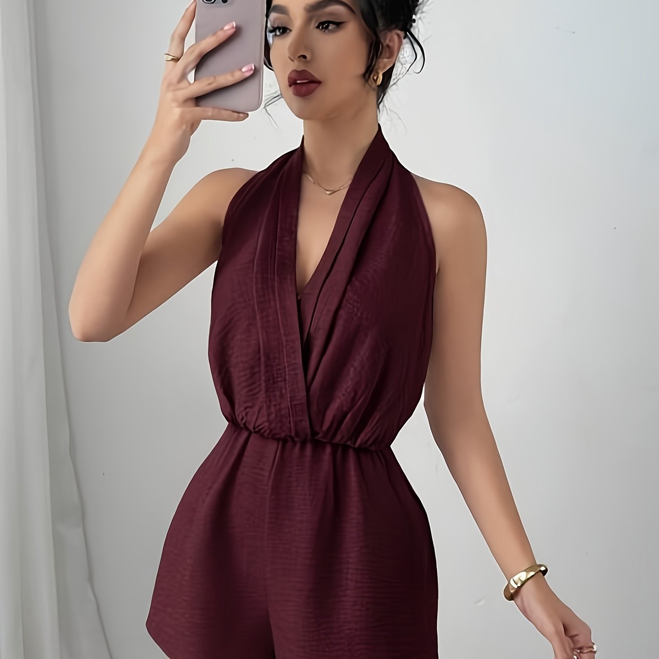 Un mono elegante y sofisticado para mujer con un diseño romántico de espalda descubierta, perfecto para fiestas, vacaciones, citas, bodas y cumpleaños. "Estilo Dirigente" - S