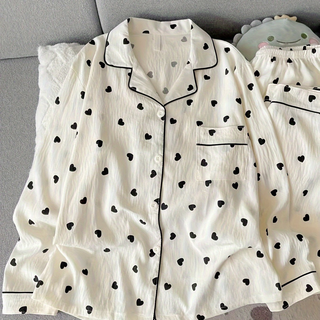 E-shop Damen Frühling Herbst Herzförmige Langarm Süßes Niedliches Herbst Oberbekleidung Hauskleidungsset 2-teilig Outfit Revers Pyjama Set Frühling