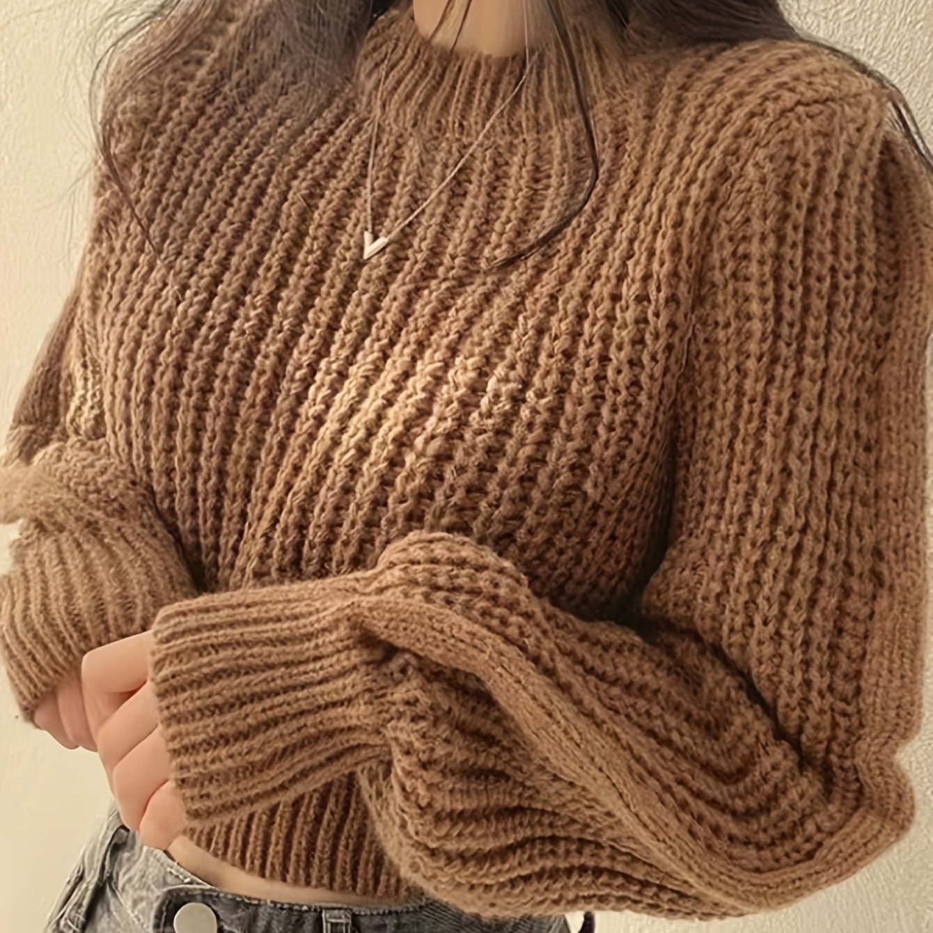 Elegant Long Sleeve Solid Color Women's Cropped Pullover
