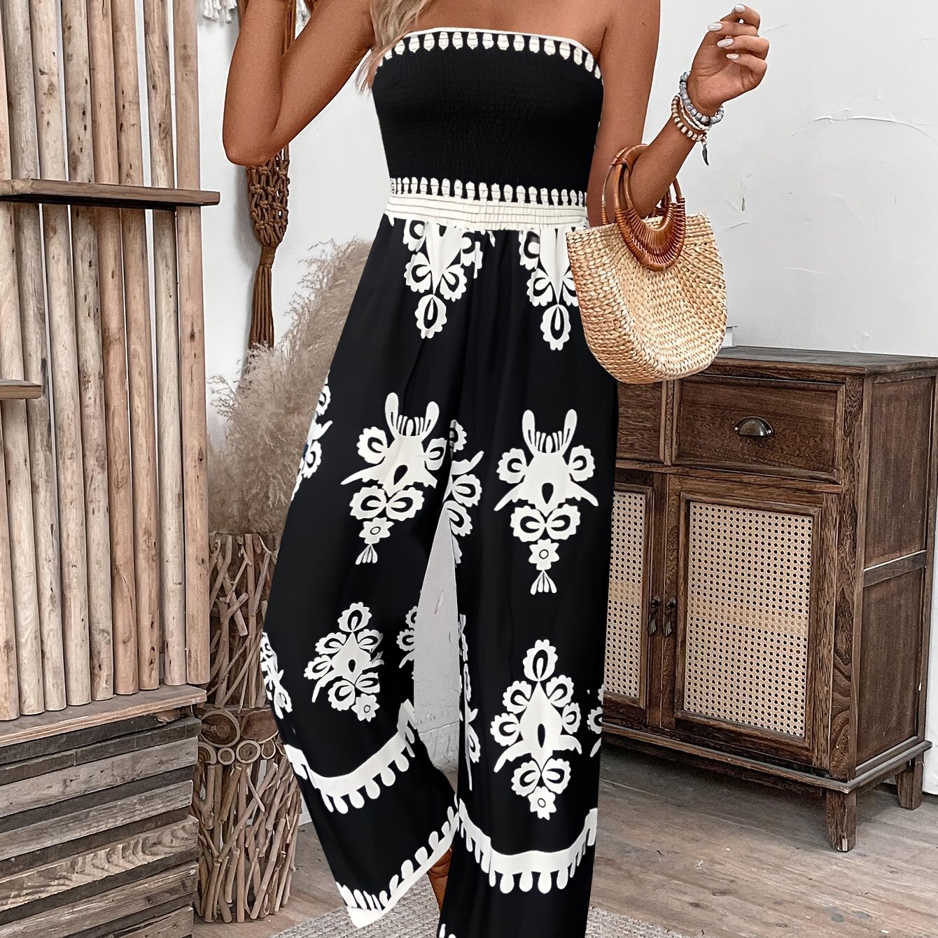 Image of Bustier Jumpsuit For Women With Positioned Print Pants, Very Suitable For Shopping, Leisure And Vacation