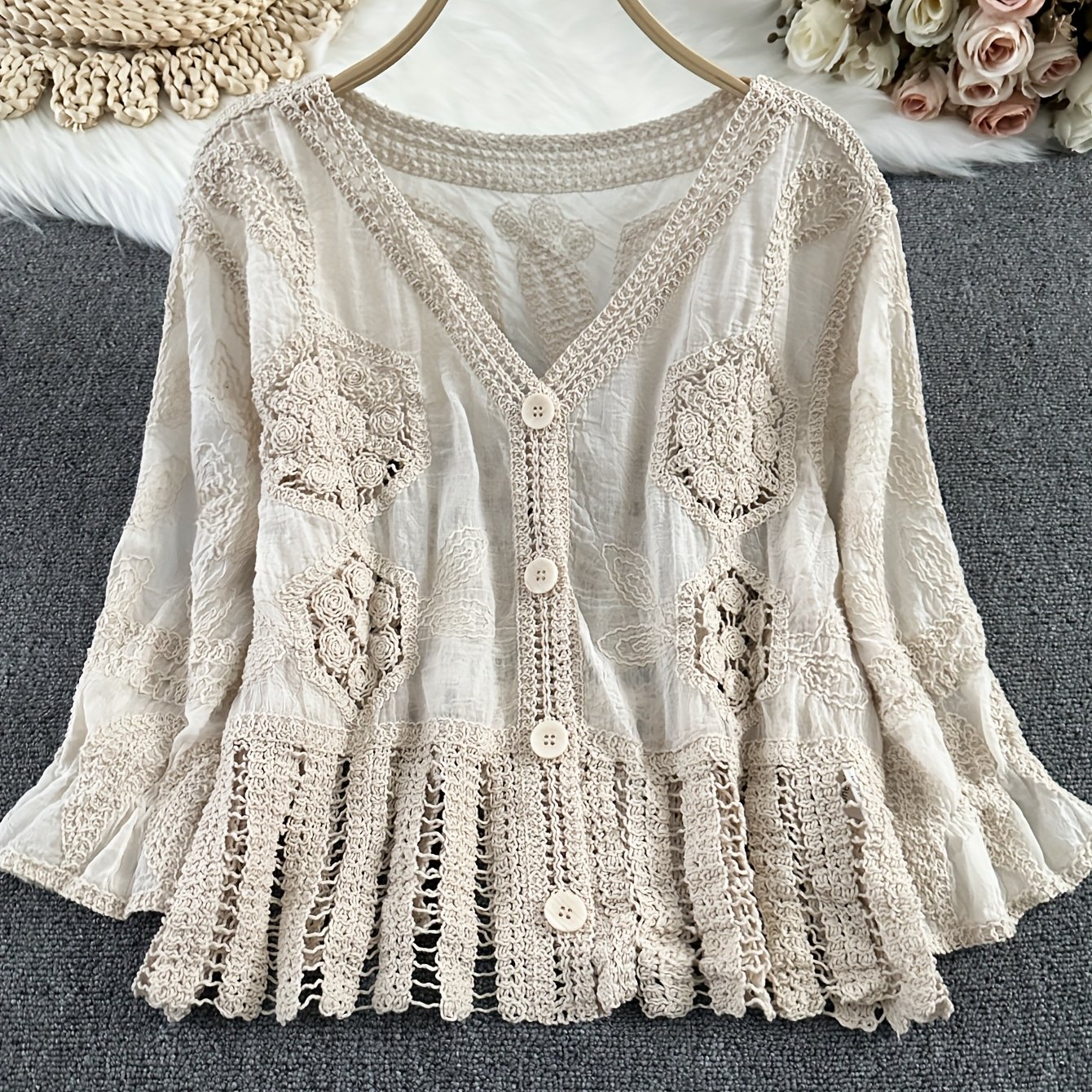 Hollow Hook Flower Hem Puff Sleeve Small Cardigan Button Design Versatile Coat Easy Style Coat Elastic Lace Cuffs