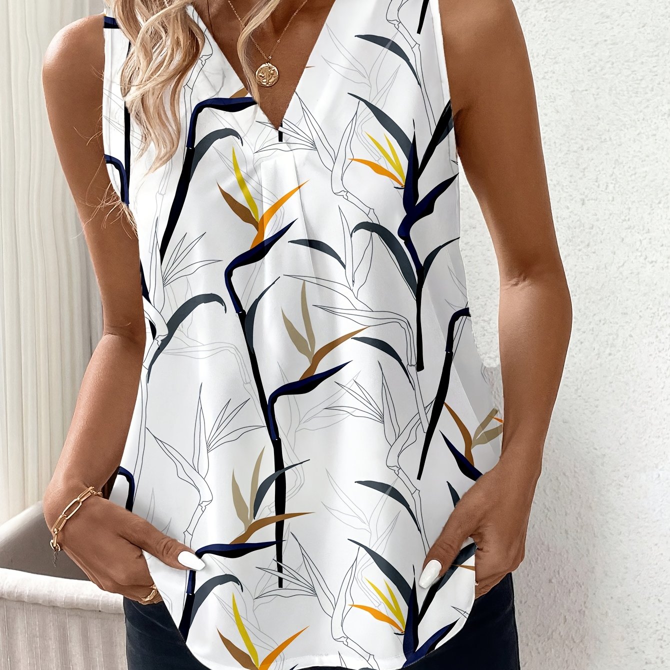 E-shop Elegantes modisches lässiges Urlaubs-Damen-Top ohne Ärmel mit V-Ausschnitt Blumenmuster