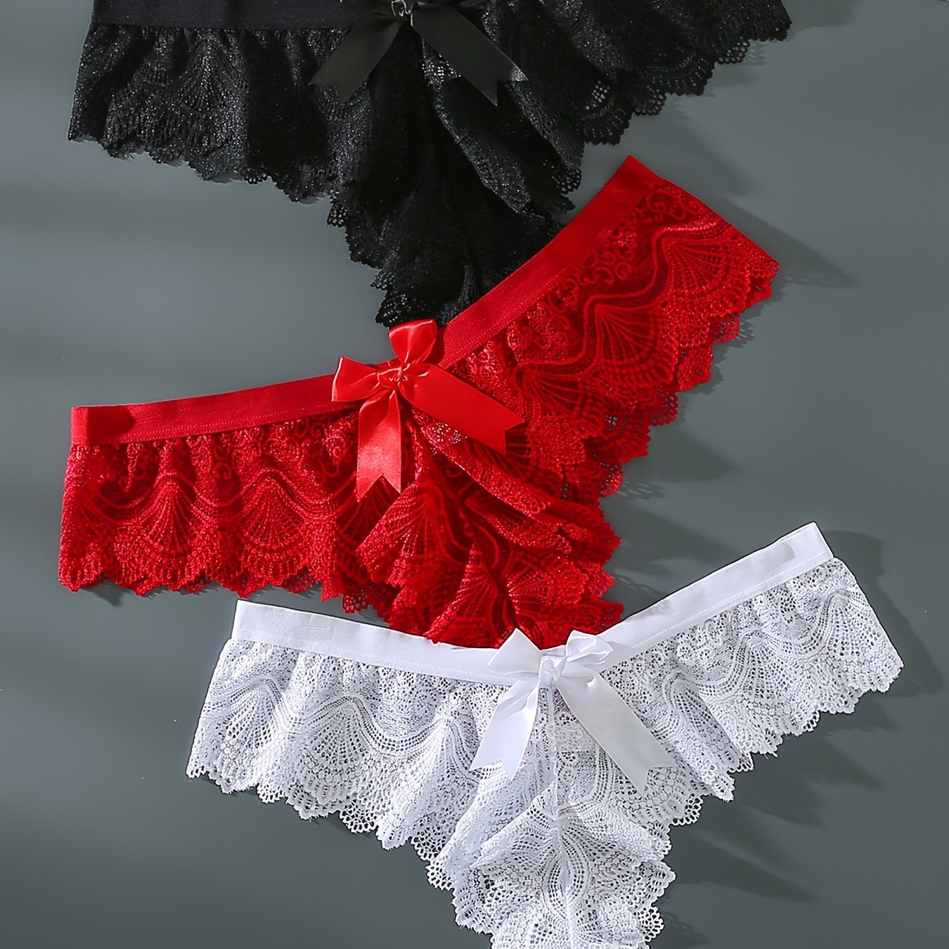 Image of Set Of 3 Women' Thongs, Stylish With Hollow Lace, Sexy And Comfortable Breathable Lace Underwear, Suitable For Everyday Wear And Seasonal Use For Adult Women.