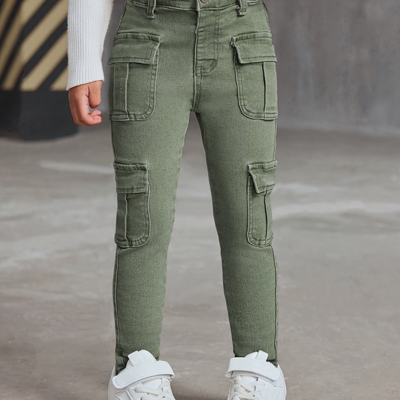 Image of Young Girls' Y2k Street Army Green Denim Stretch Skinny Cargo Pants, Kids Girls Spring And Summer Casual Vacation Country Boho Wear, Beach Outfits For Young Girls, Western Street Wear For Girls