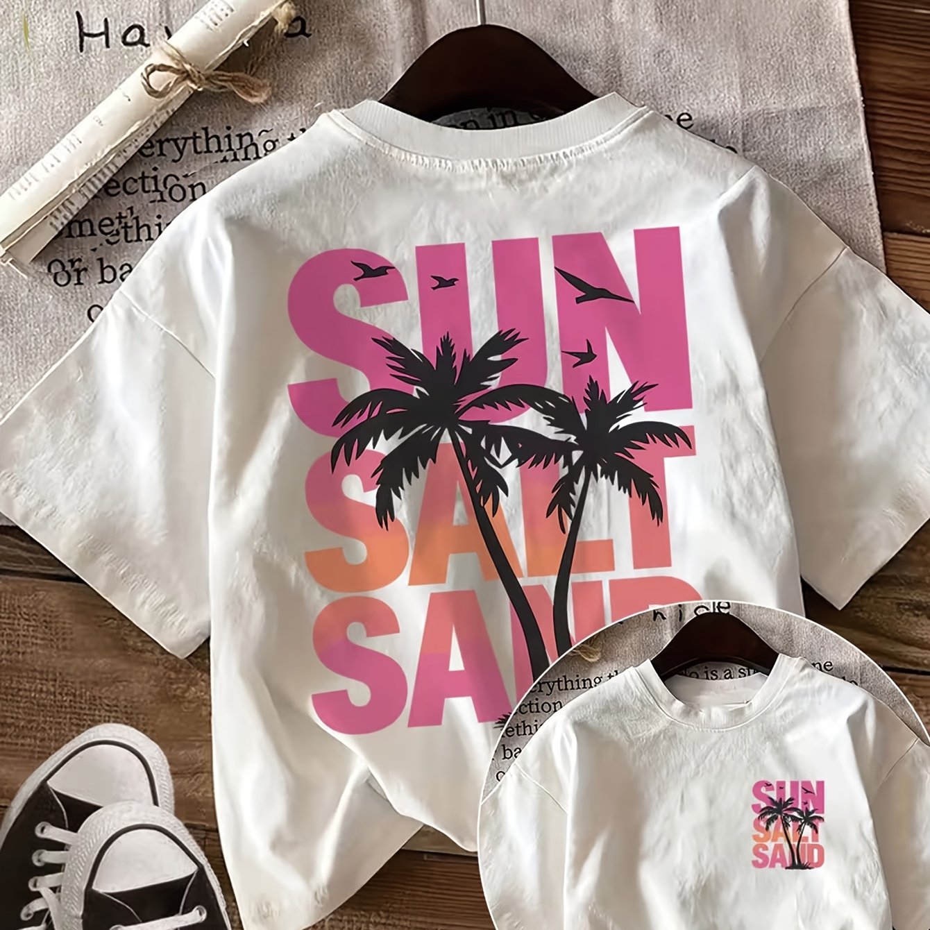 TEMU Haut décontracté pour femme à impression -, adapté et à l'été. haut présente un style avec des de palmiers et est imprimé avec " SAND" sur un