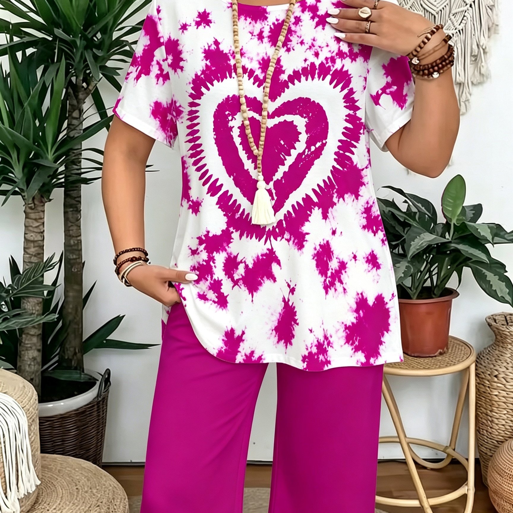 Image of Plus Size, Plus Size Women's Suit, Elegant And Stylish Round Neck T-shirt, Heart Tie-dye Print 2pcs Set, Suitable For Home, Travel, Parties, And Vacations.