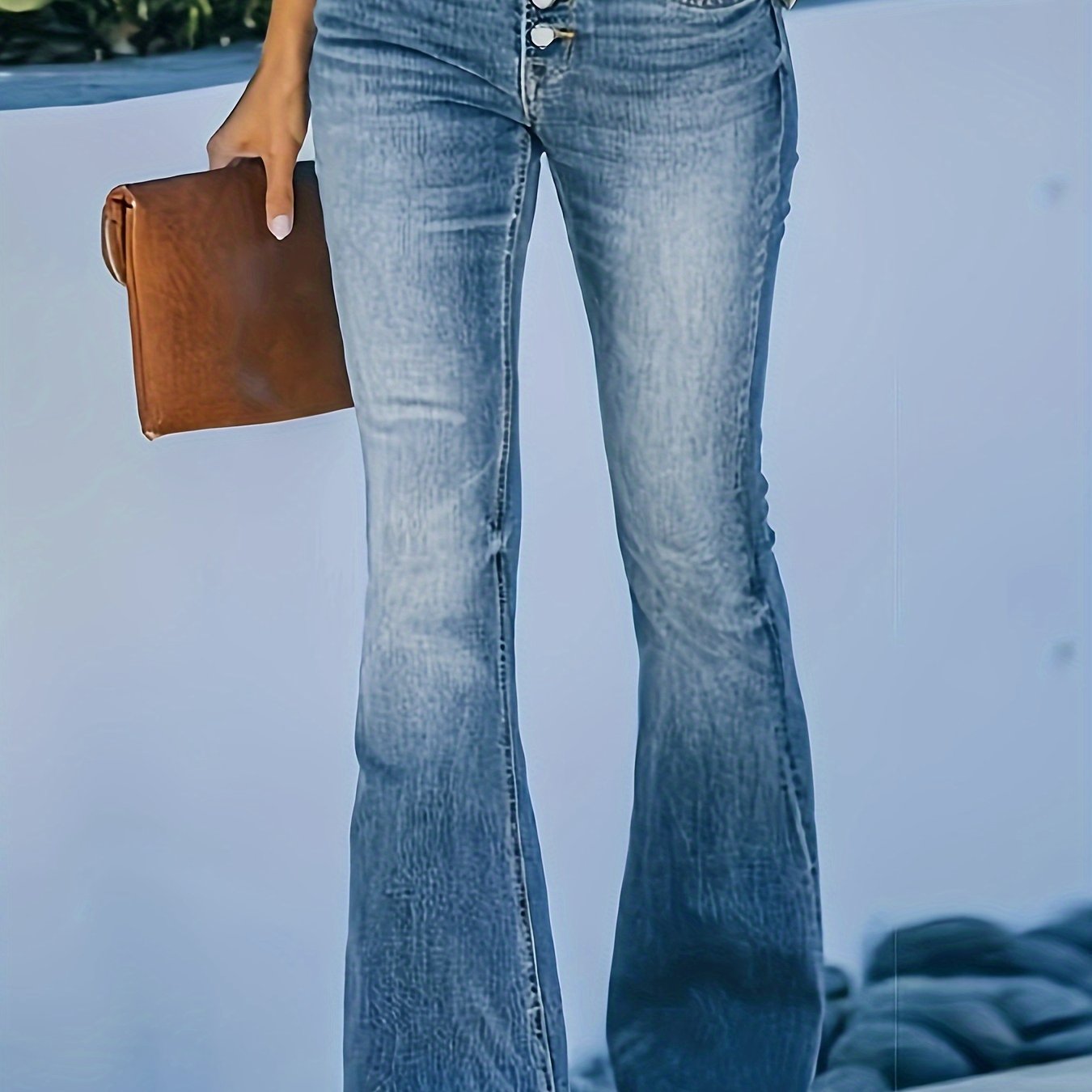 Image of 26aw Women's Stretch Vintage Versatile Casual Fashionable Elegant Mid-waist Pocket Machine Washable Durable Multi-functional Stonewashed Gradient Fit Flare Jeans Street Style Trend