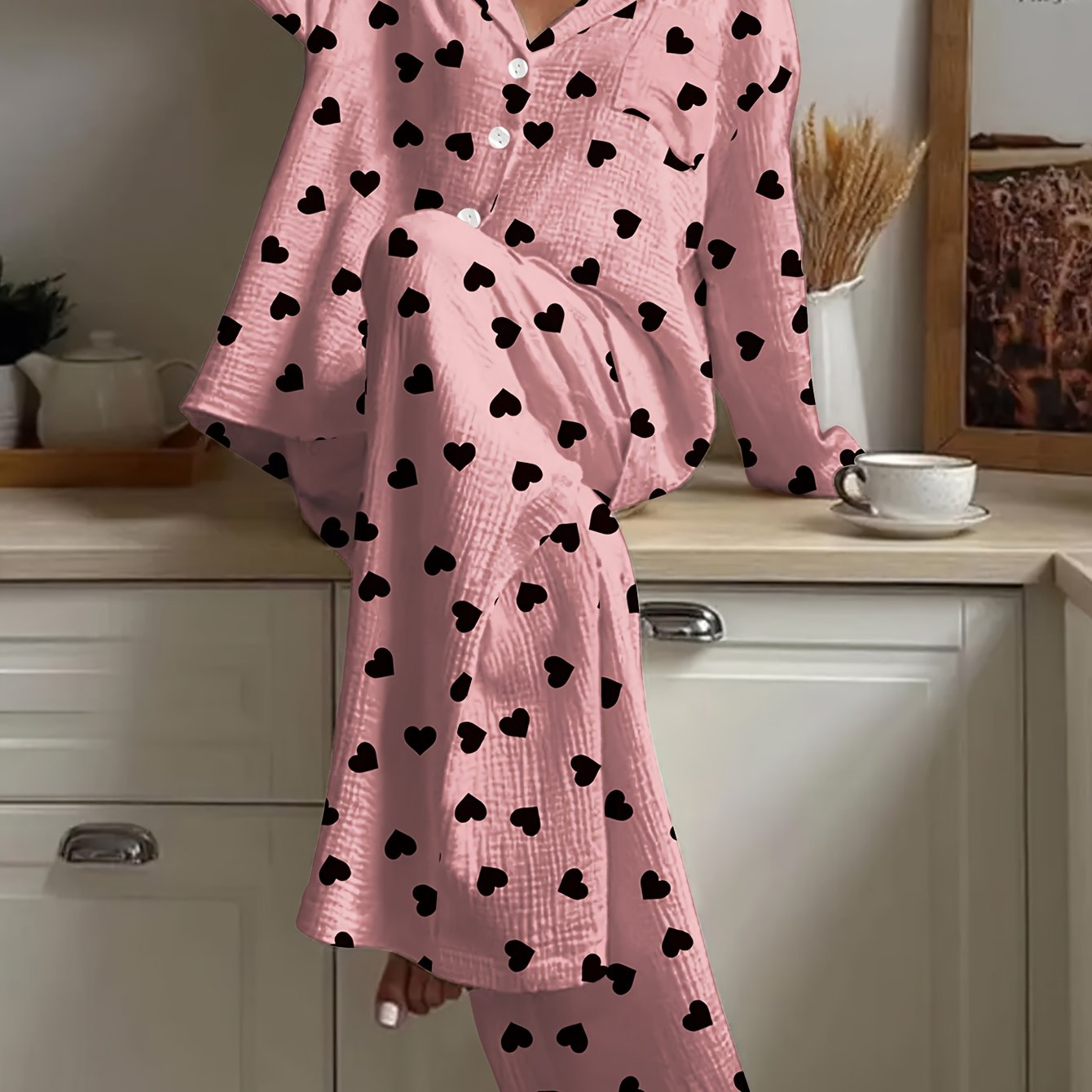Image of Women's Casual Comfortable Pink Heart Pattern Loose Long Sleeve Top And Pants Pajama Set, Button- Shirt With Pants Loungewear, Suitable For Holidays And