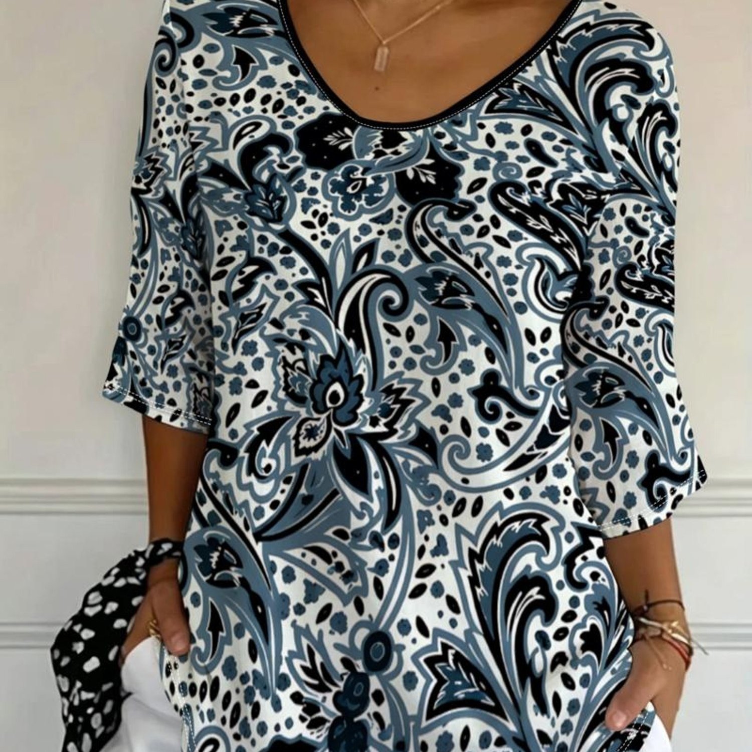 TEMU Plus Size, Plus Size Women's V-neck Three-quarter Sleeve T-shirt, 2026 New Summer Vintage Floral Print Top, Loose Fit Polyester , Versatile