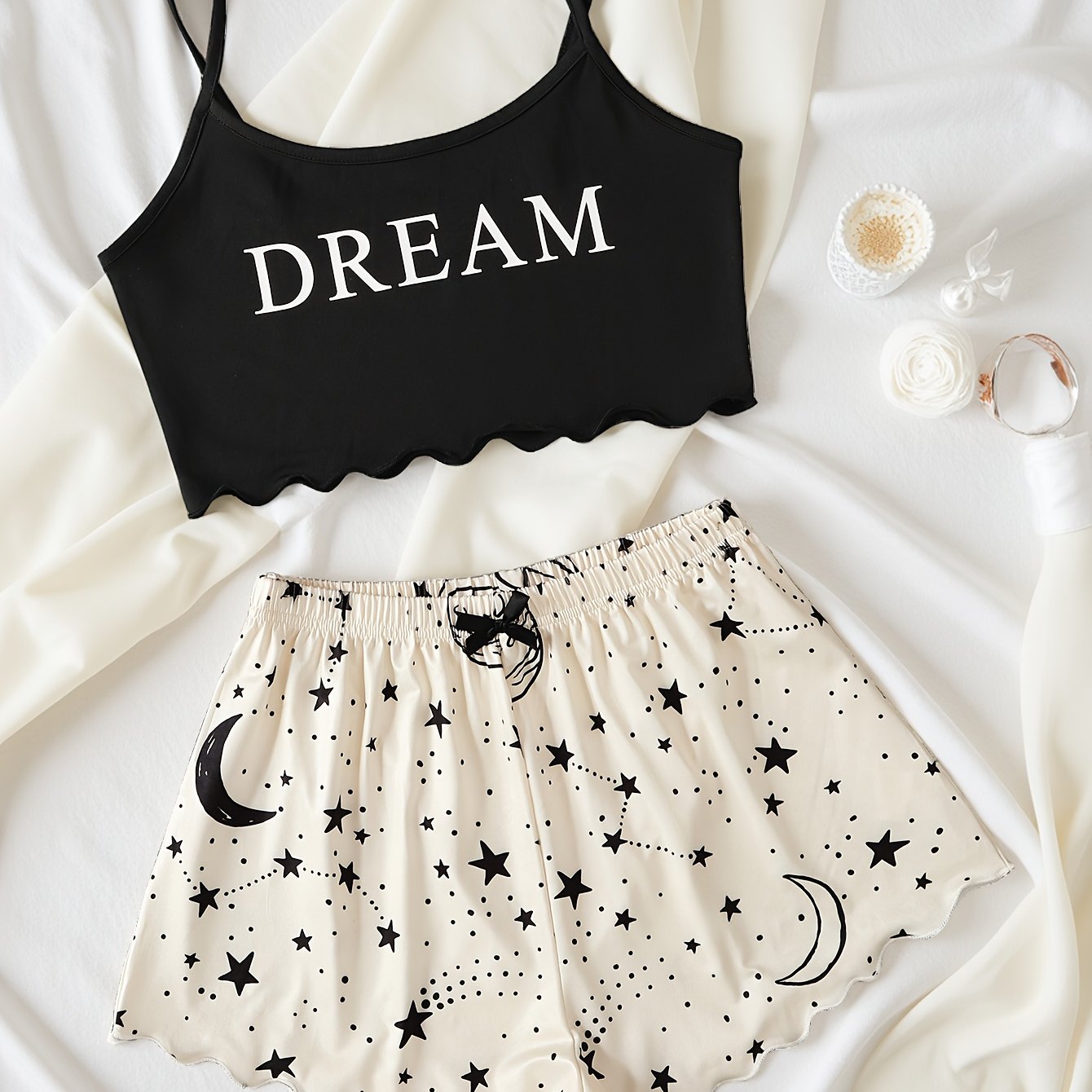 E-shop Damen Frühlings-Sommer Mode Traum Englisch Print Cami Top Shorts Loungewear Pyjama Set