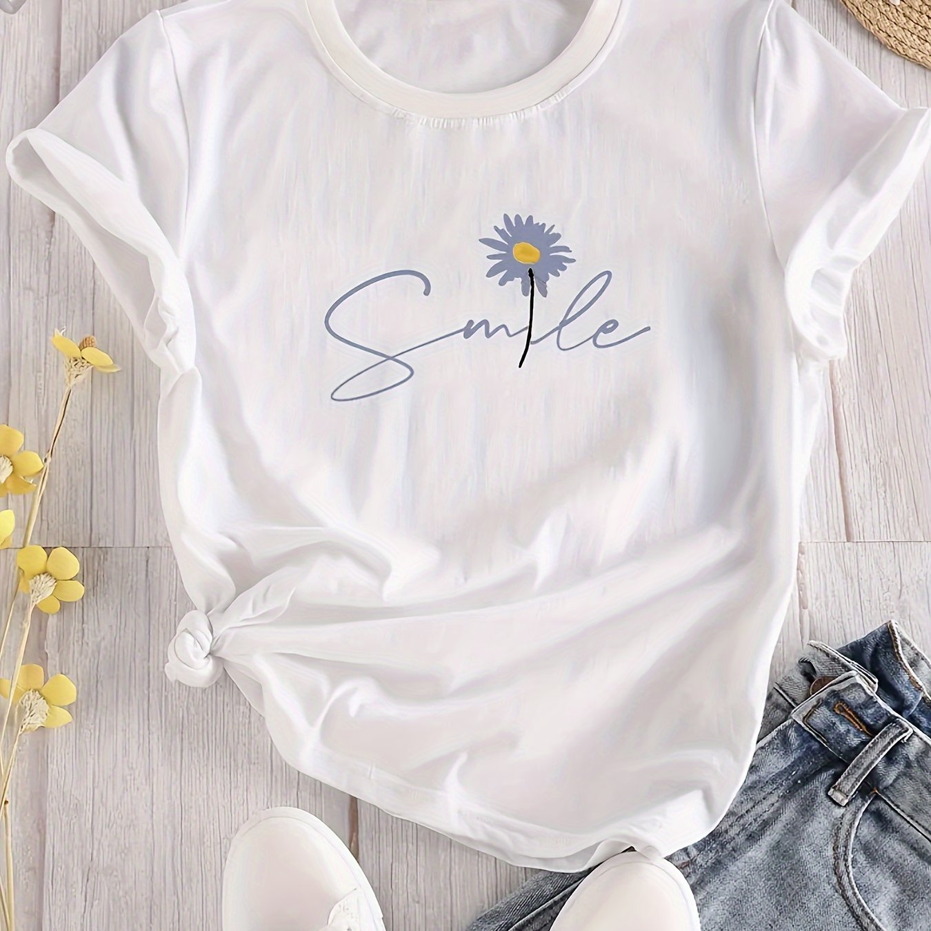 TEMU Smile Print T-shirt - Casual Short Sleeve Crew Neck Top - Lightweight & Breathable For Wardrobe