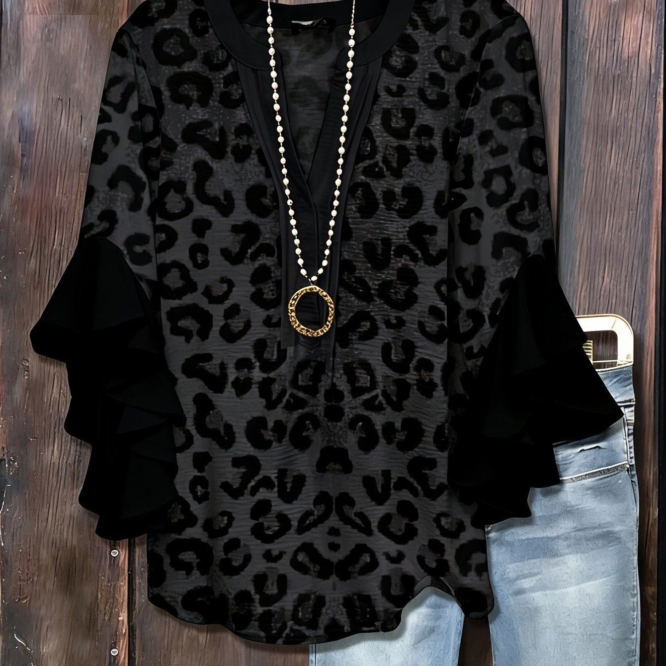 Image of Plus Size, Plus Size Women's All-print V-neck Three-quarter Sleeve Shirt Fashionable Leopard Print Machine Washable Top Comfortable And Elegant Simple Shirt