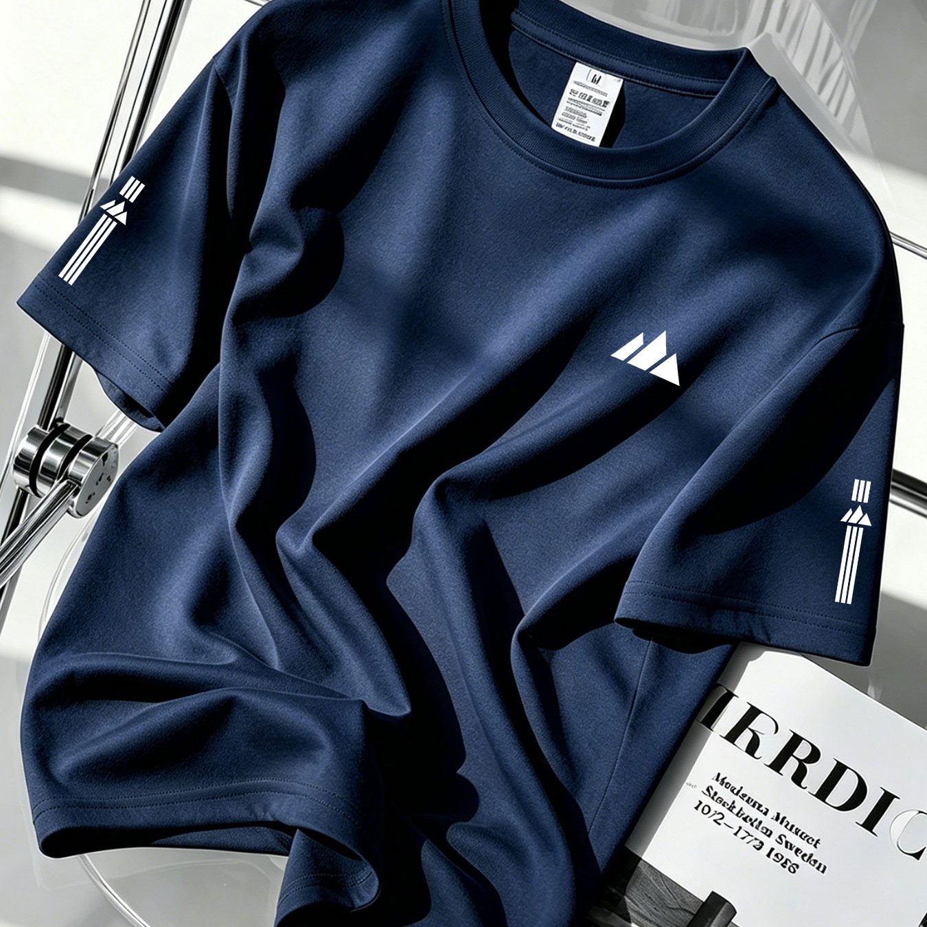 TEMU Neck Short Sleeve T-shirt, Featuring A Simple Three-stripe Print With A Striped Design, Full Of Street Style, Effortlessly A Outfit