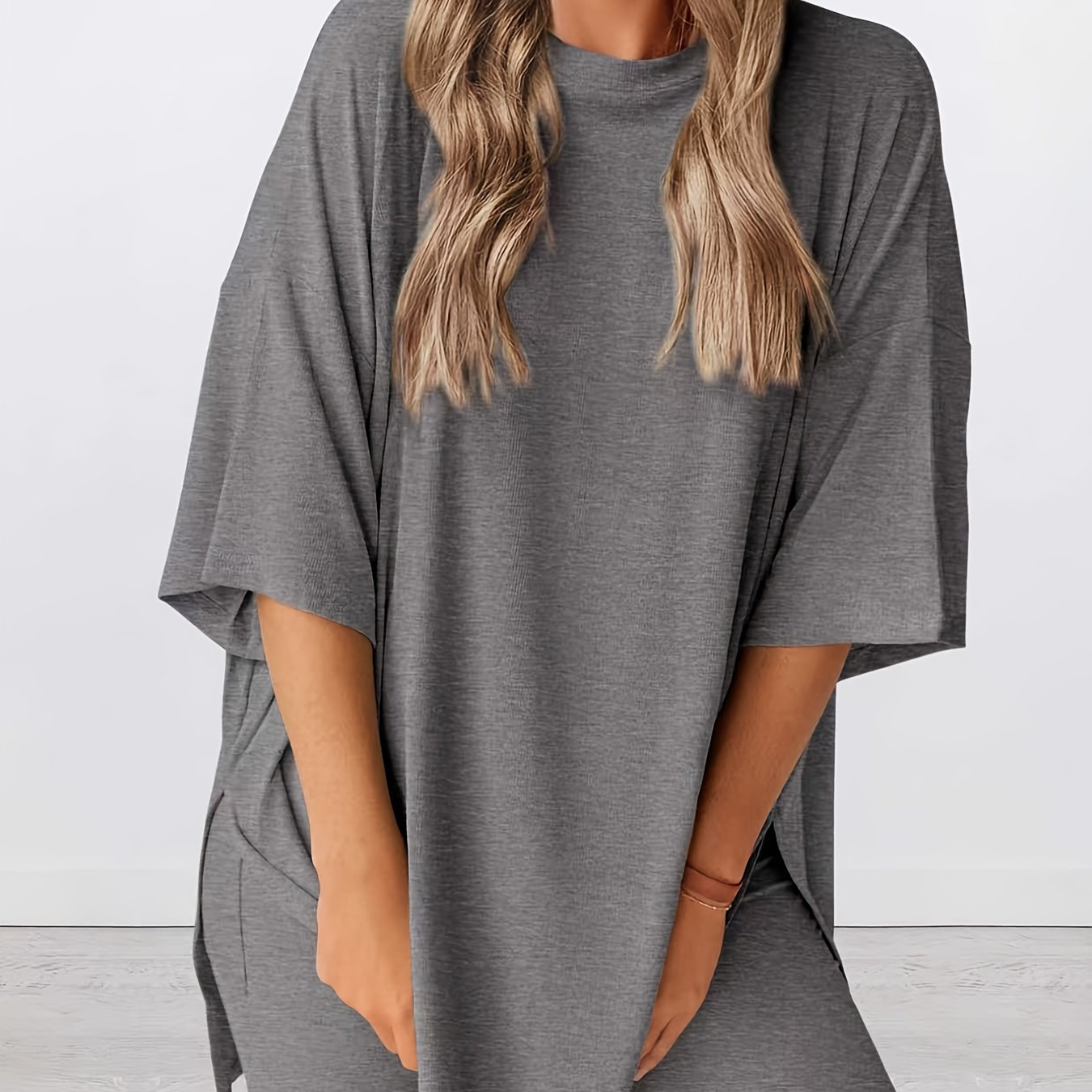 E-shop Sommer-Pyjama-Set für Damen in Dunkelgrau, Lässiger Lockere-Passform-Stil, Beliebter europäischer amerikanischer Stil, Schlitz-Schlafanzug für