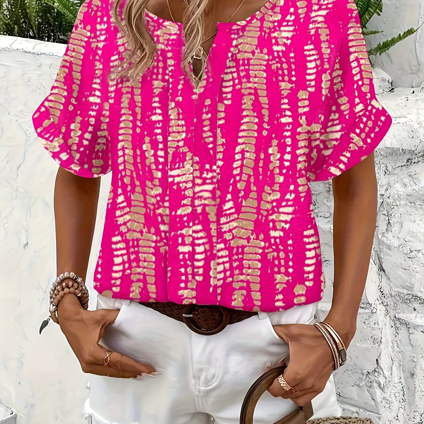 E-shop Lässiges Damen Top mit V-Ausschnitt, Rüschen und vollständigem Print