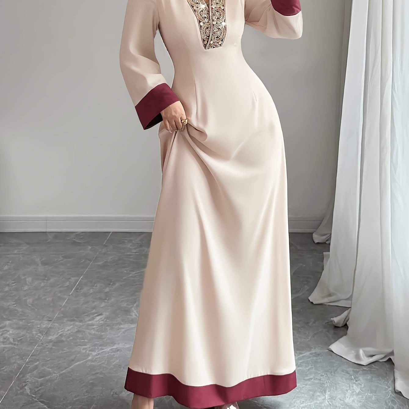E-shop Elegantes, mit Blumen besticktes, tailliert gerafftes gerafftes A-Linien-Kleid mit V-Ausschnitt, Kontrastfarben-Patchwork-Design,