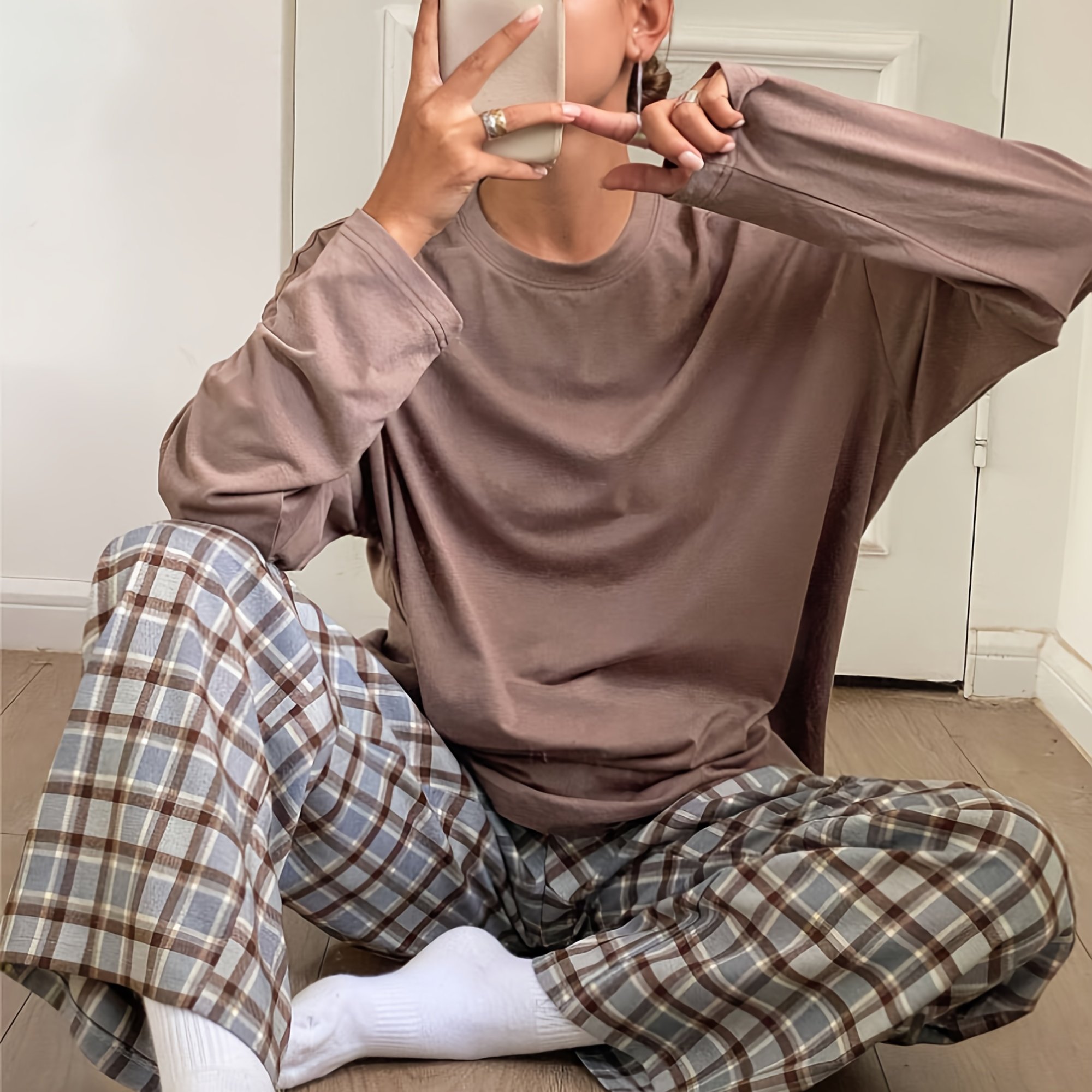 Image of Standard Size Women's Khaki Long Sleeve Pants Casual Loungewear Set, Relaxed Outfit, Wear, Classic Loungewear, Pattern, Breathable Material, Medium Stretch Fabric, Everyday Wear, Adult Women