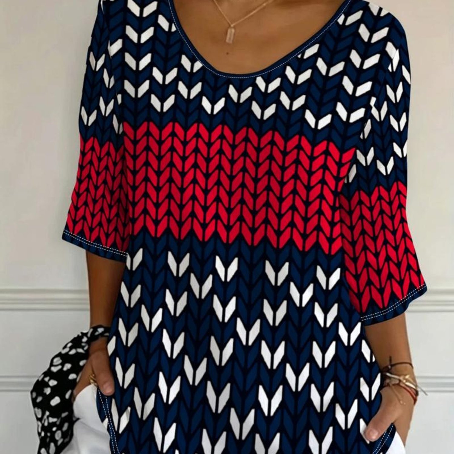 TEMU Plus Size Women's V-neck Three-quarter Sleeve T-shirt, 2026 Summer , , Mixed Colors, Striped Pattern, Versatile Basic Top